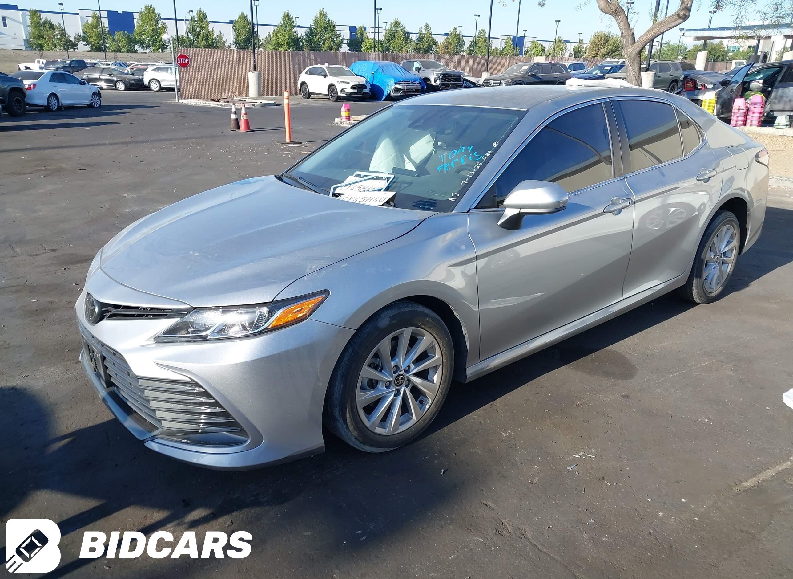 2024 Toyota Camry, LE