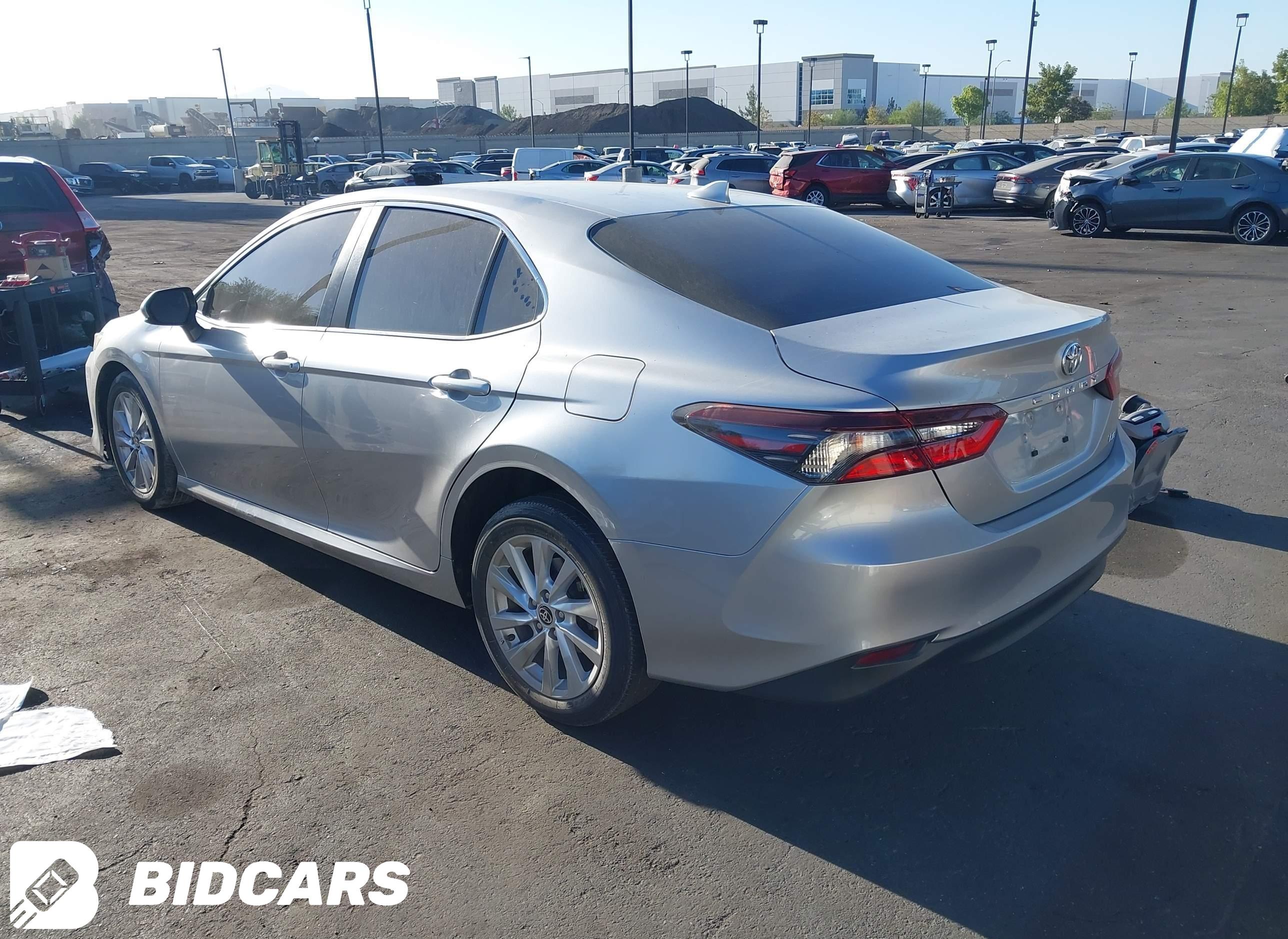 2024 Toyota Camry, LE