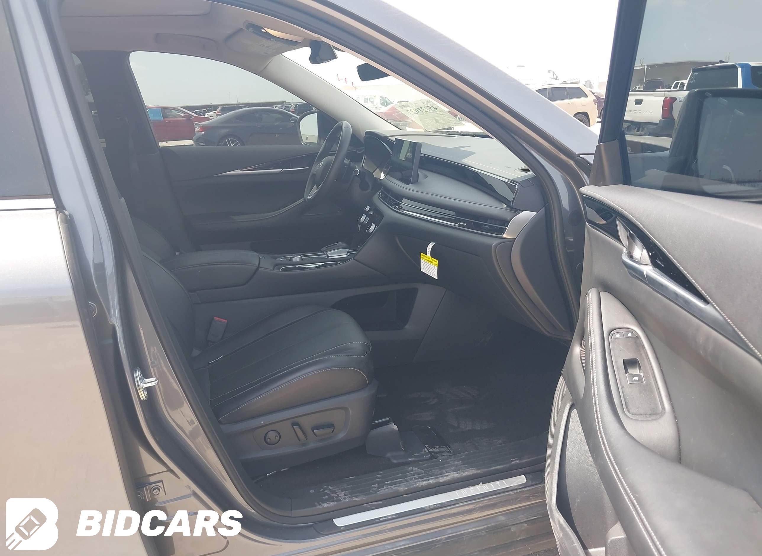 2025 Infiniti QX60, Pure