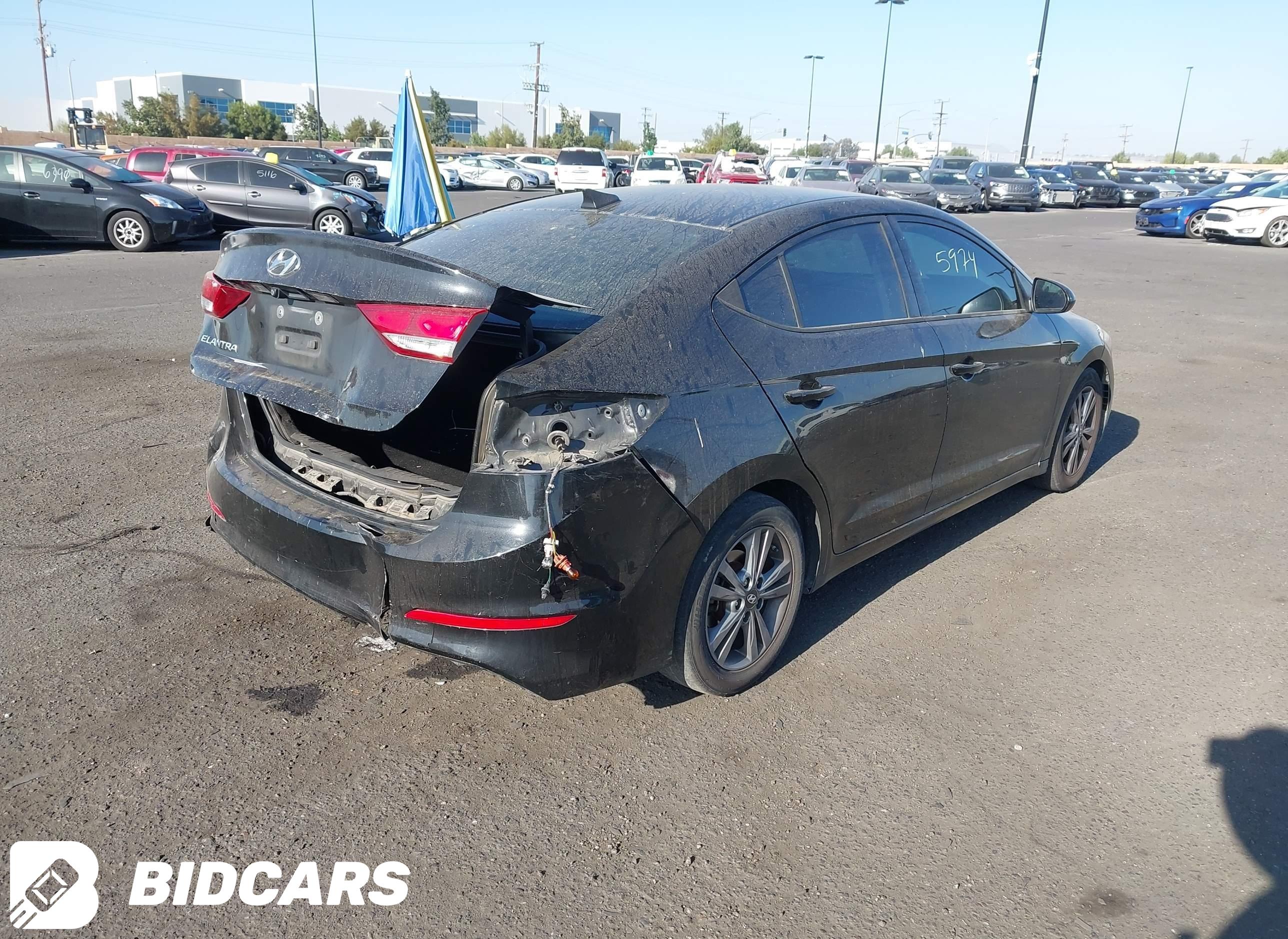 2018 Hyundai Elantra, Sel
