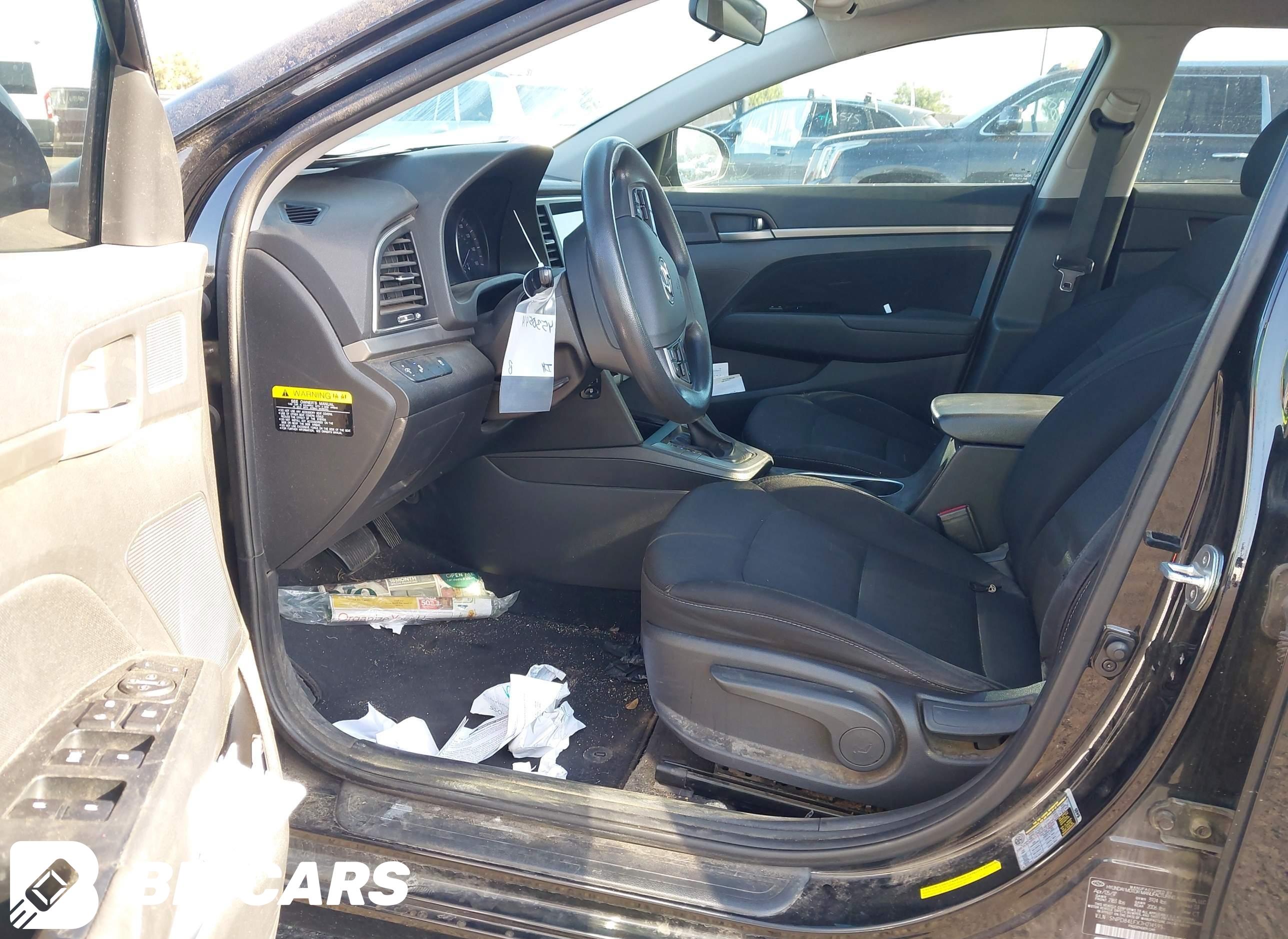 2018 Hyundai Elantra, Sel