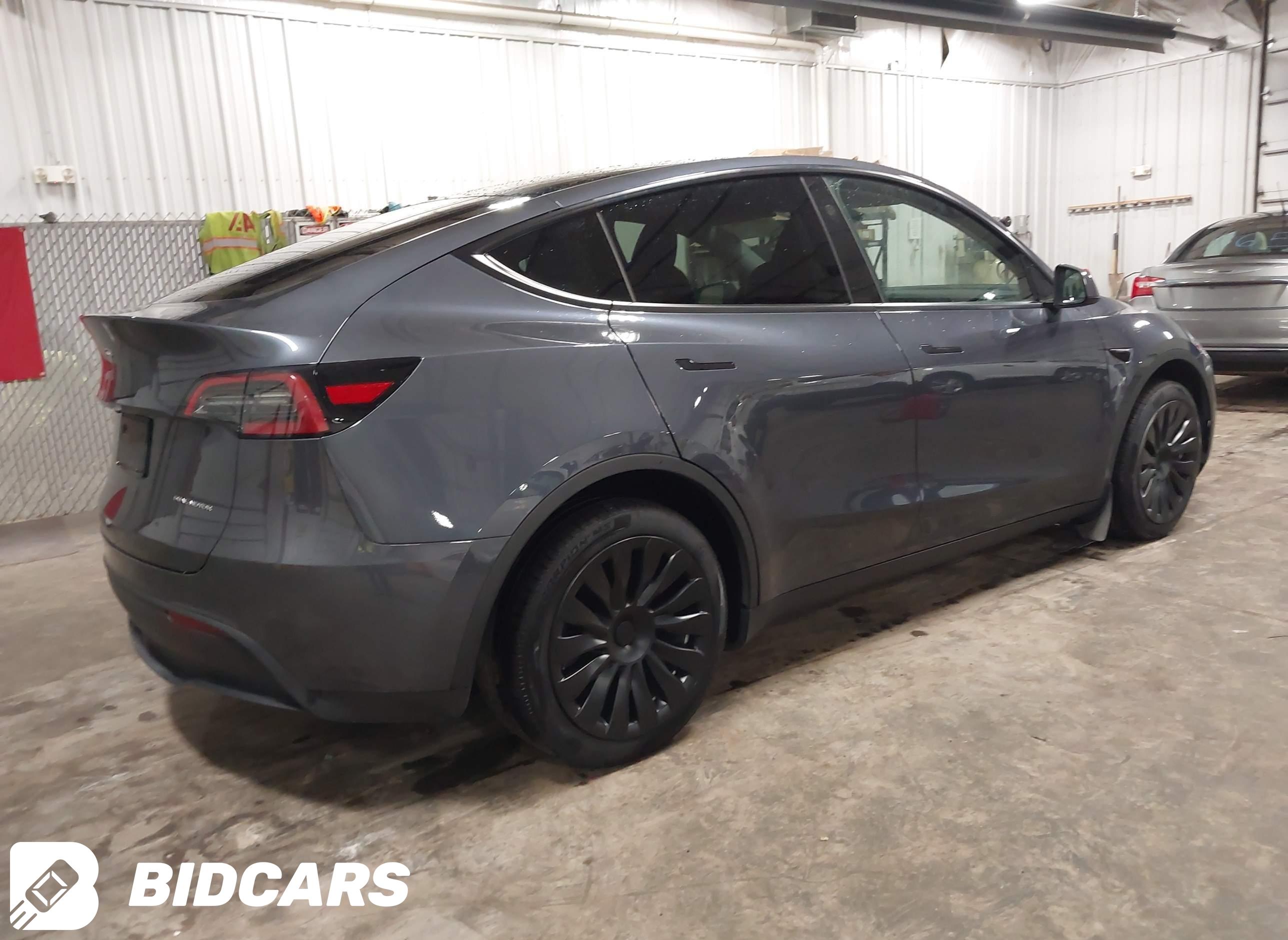 2024 Tesla Model Y, Long Rang...