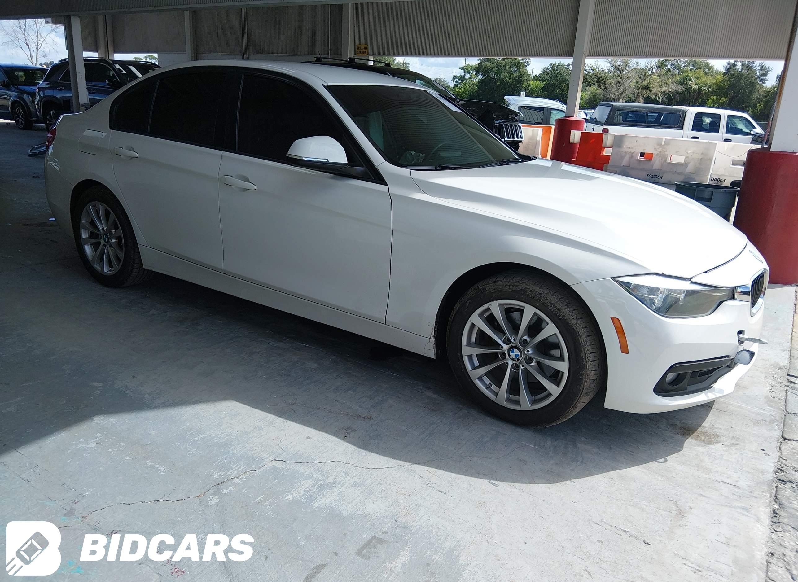 2016 BMW 3 Series, 320I