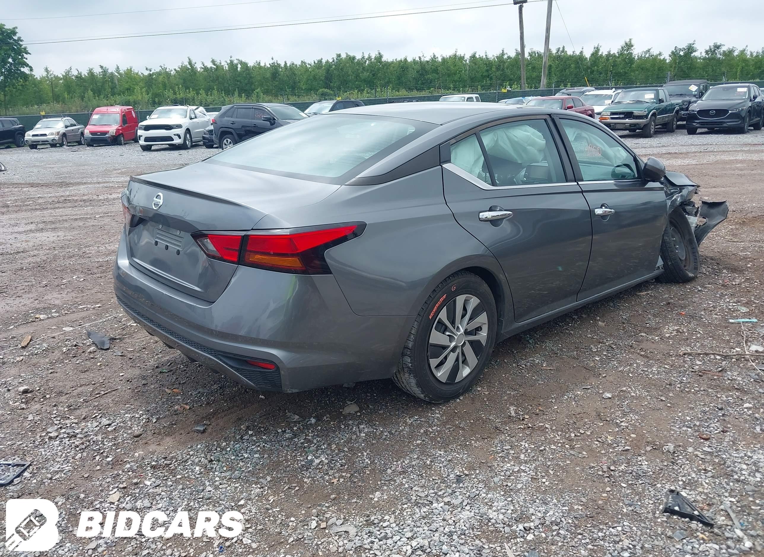 2022 Nissan Altima, S Fwd