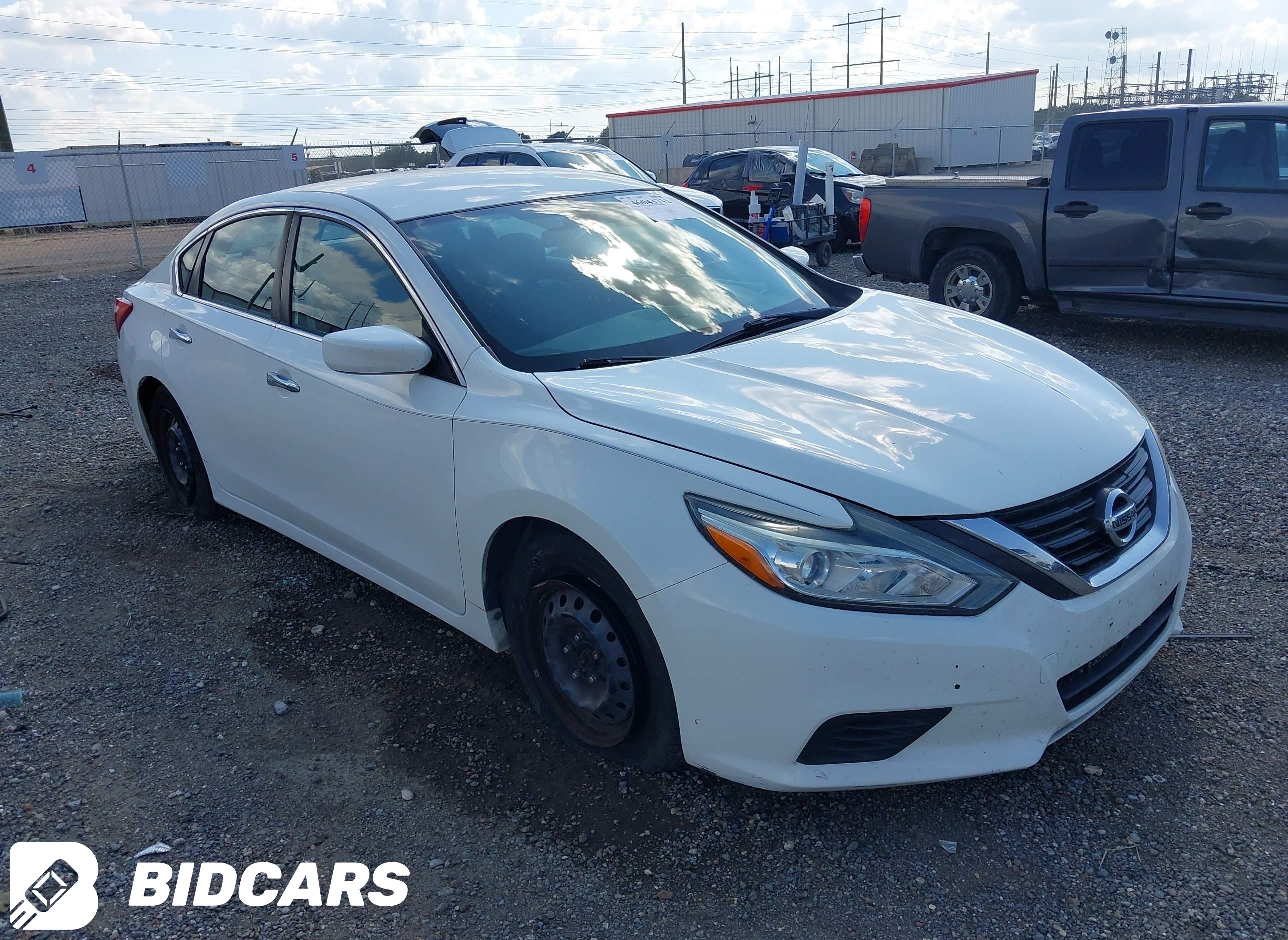 2016 Nissan Altima, 2.5/2.5 S...