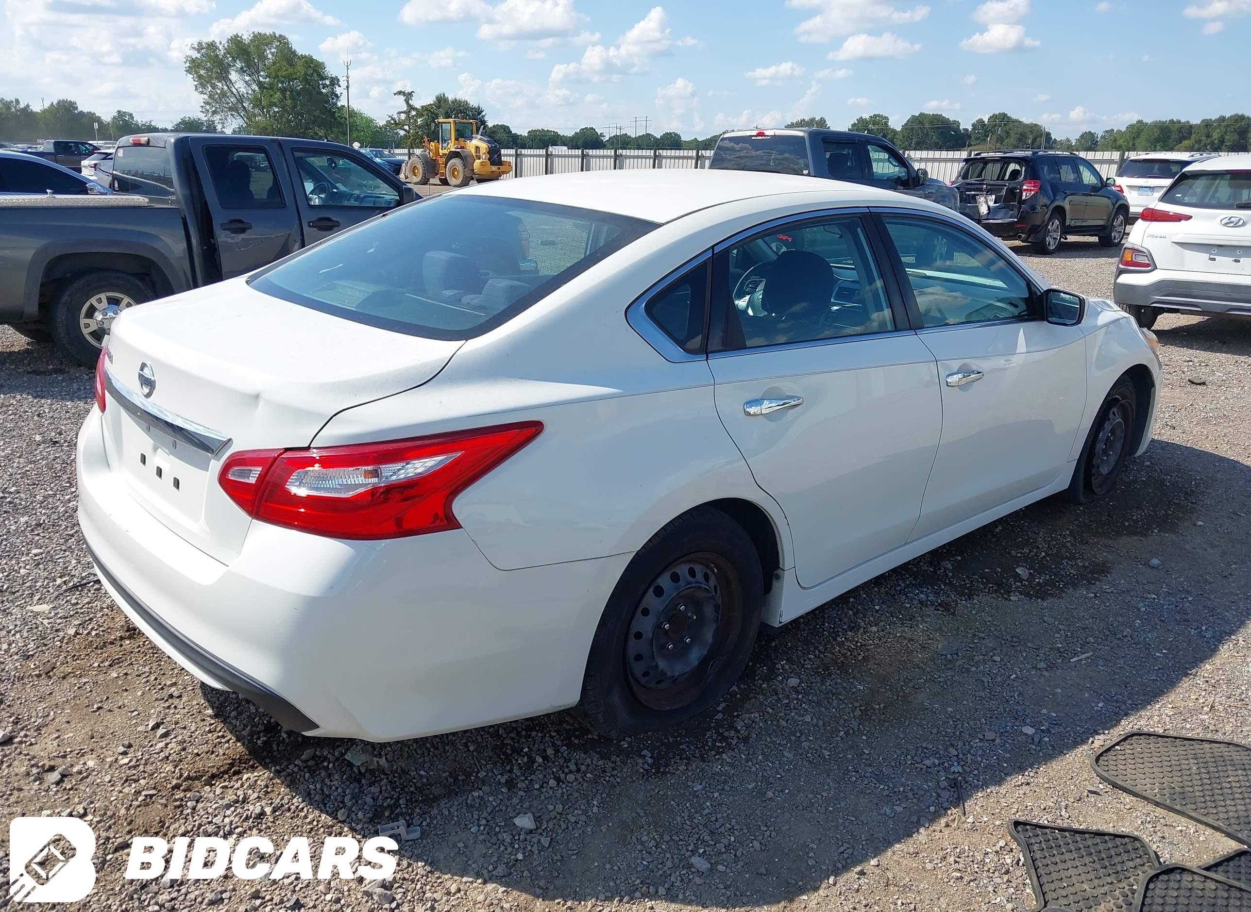 2016 Nissan Altima, 2.5/2.5 S...