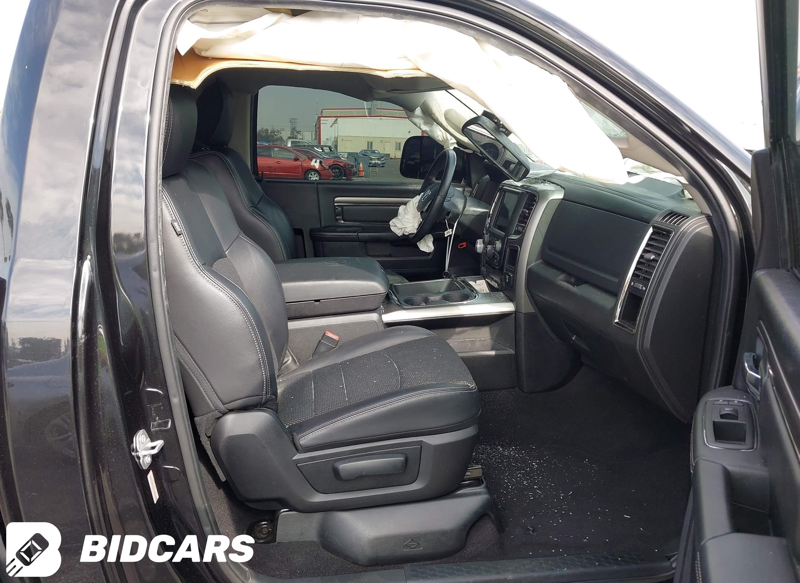 2017 RAM 1500, Sport  4X2 6'4...