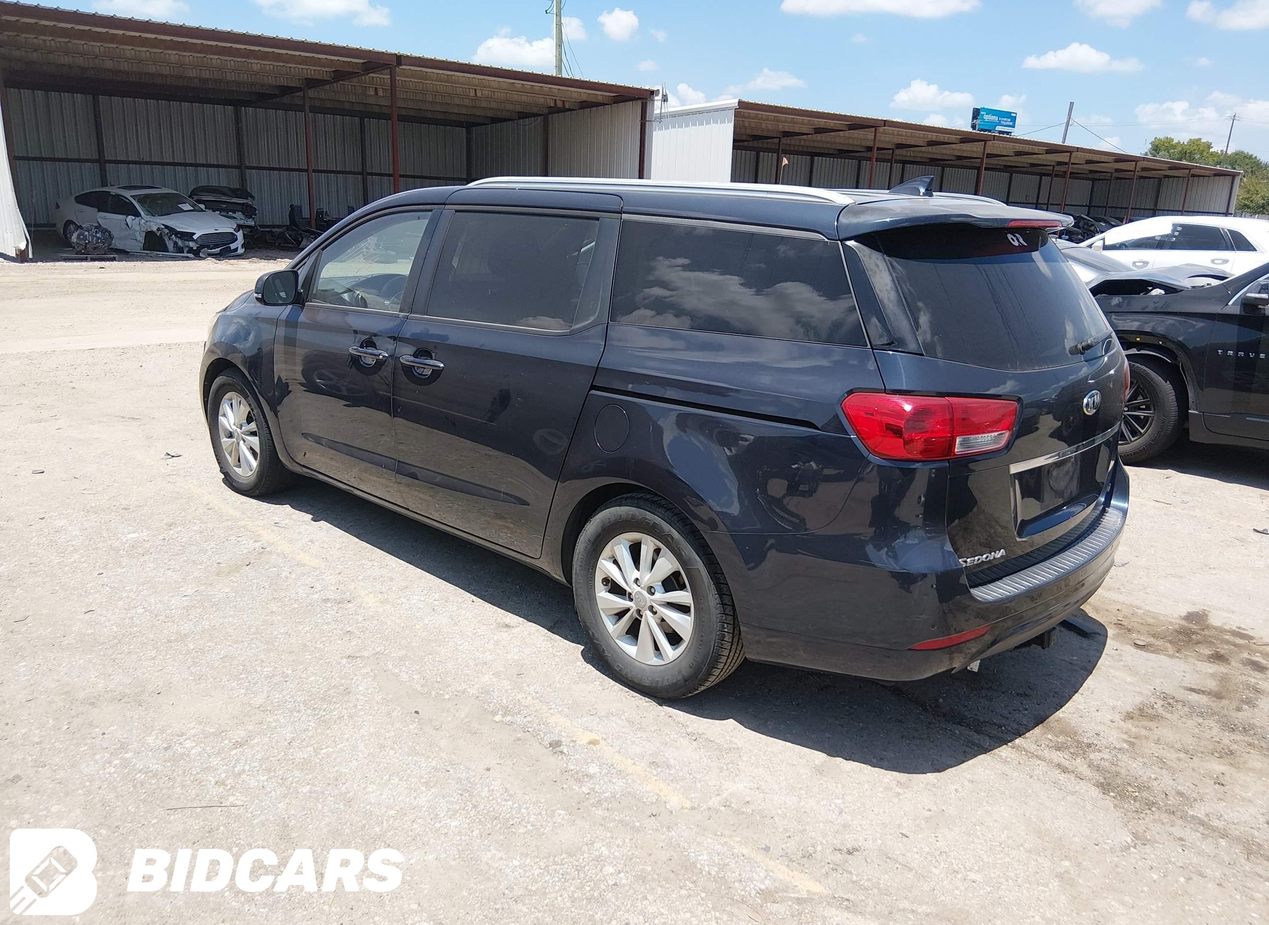 2016 KIA Sedona, LX