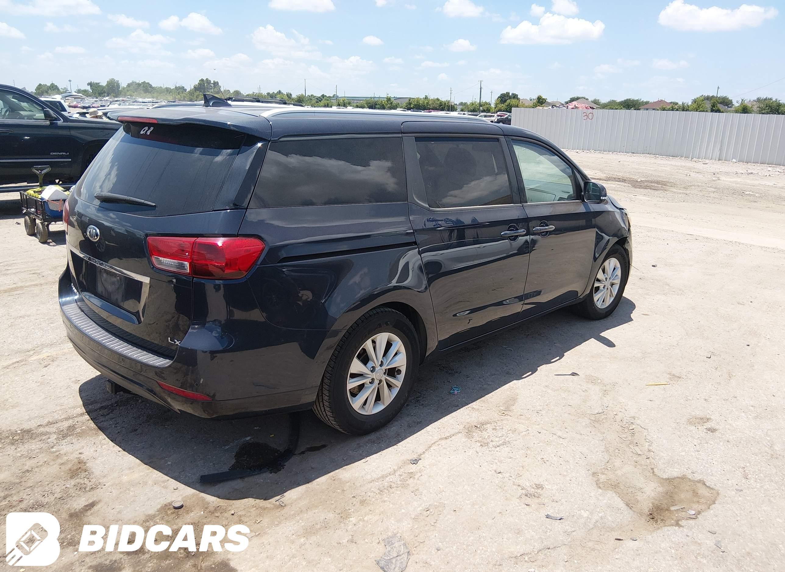 2016 KIA Sedona, LX
