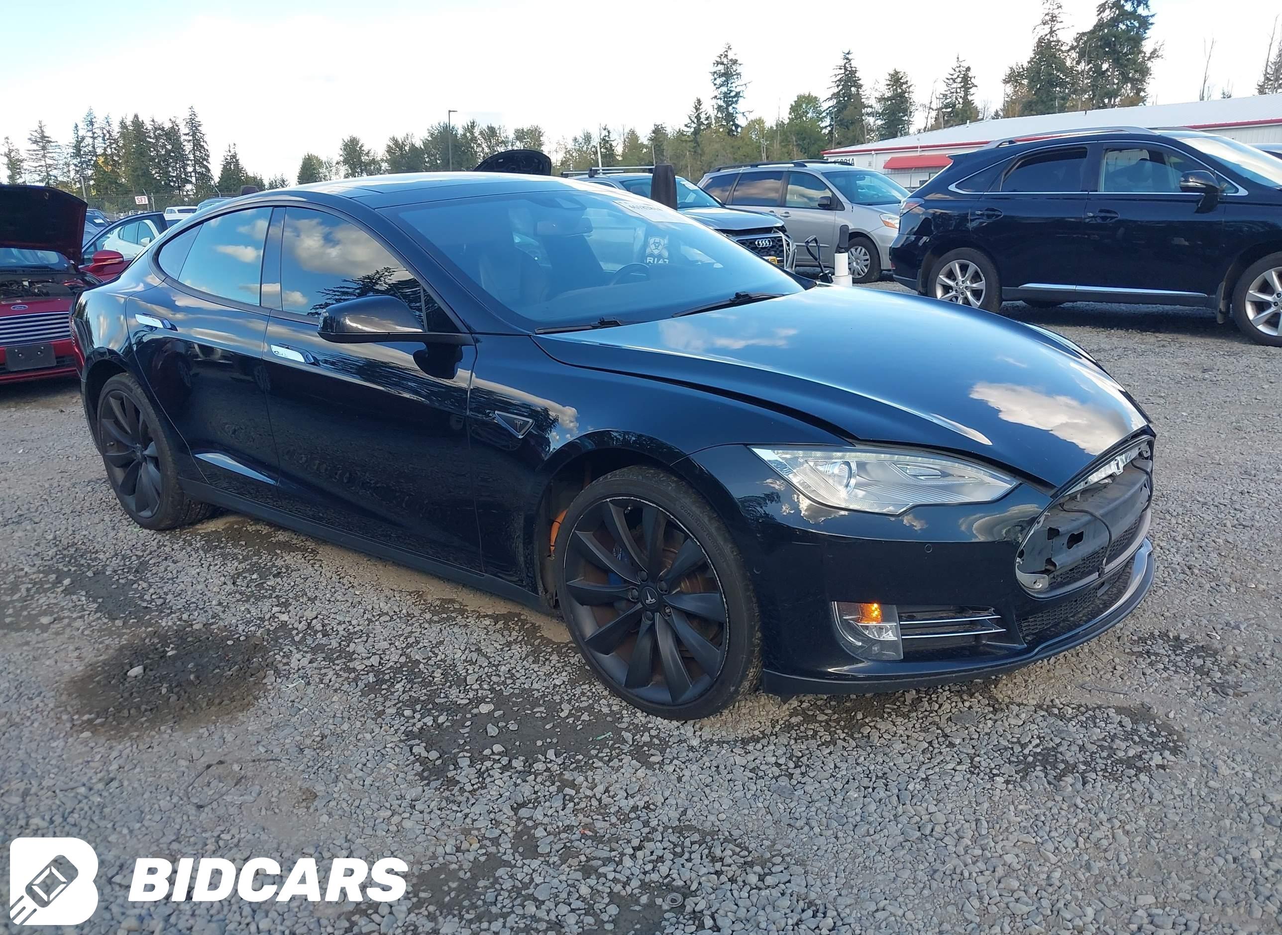 2015 Tesla Model S, 85D/P85D
