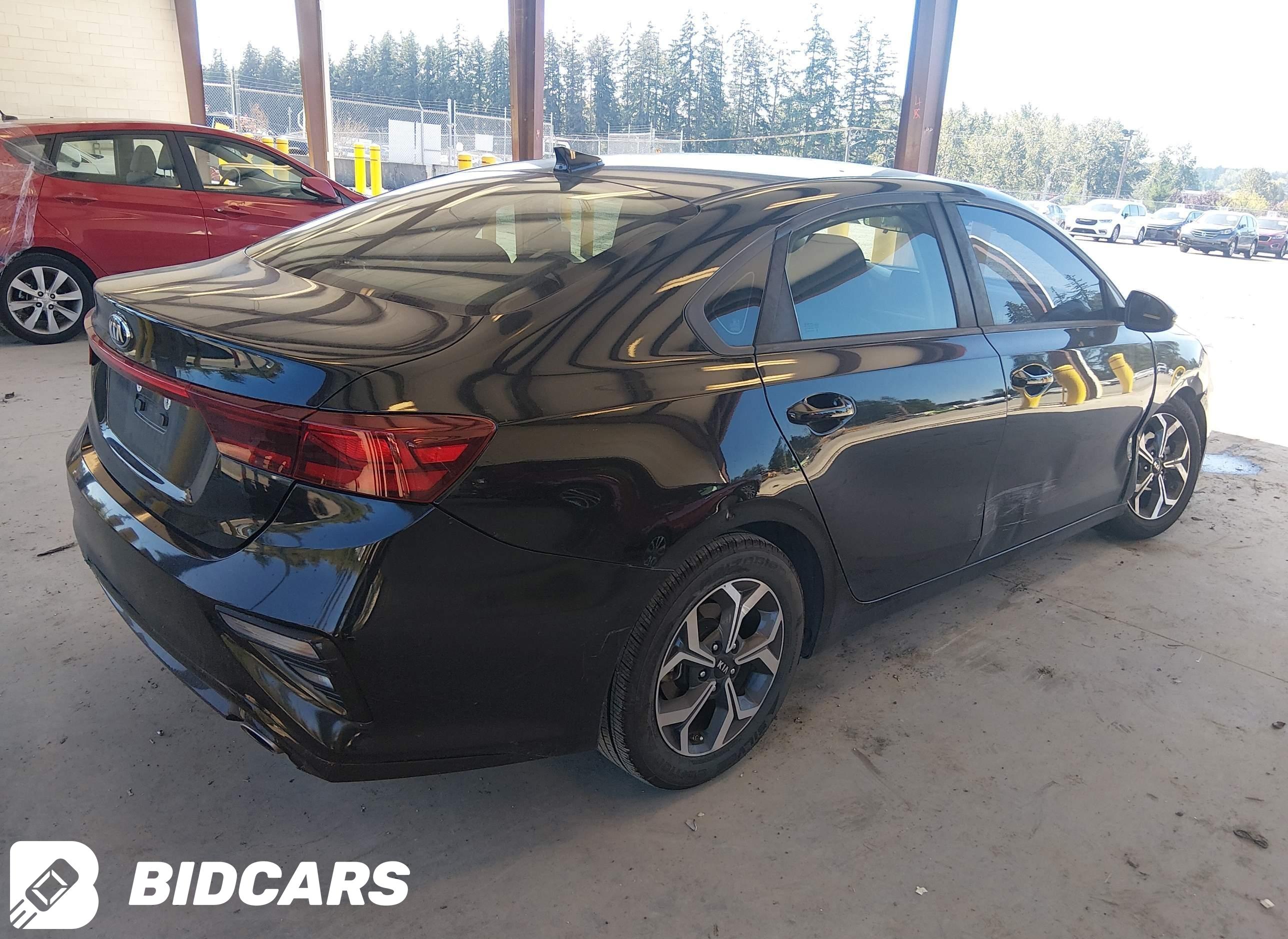 2019 KIA Forte, Lxs