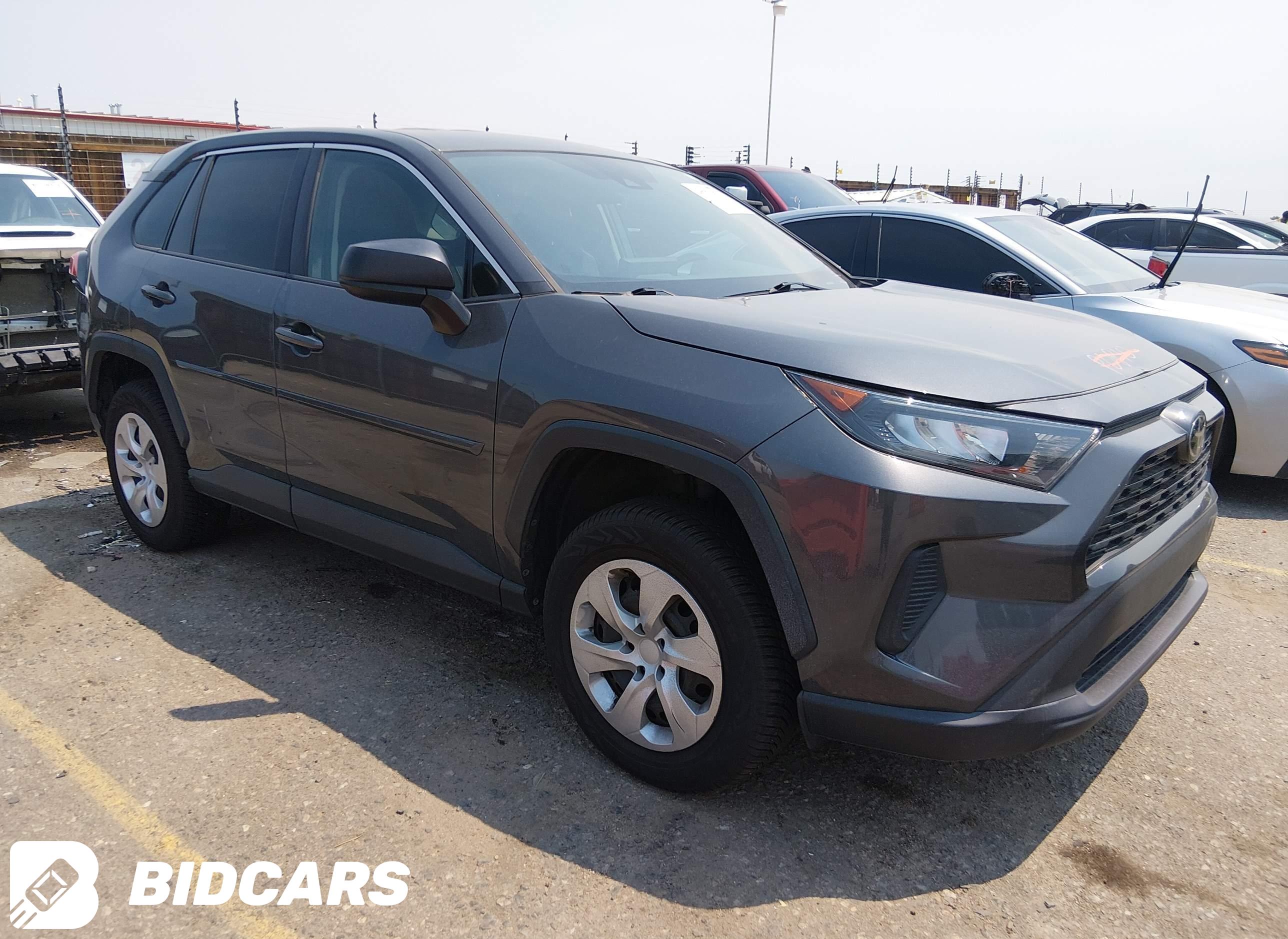 2022 Toyota RAV4, LE