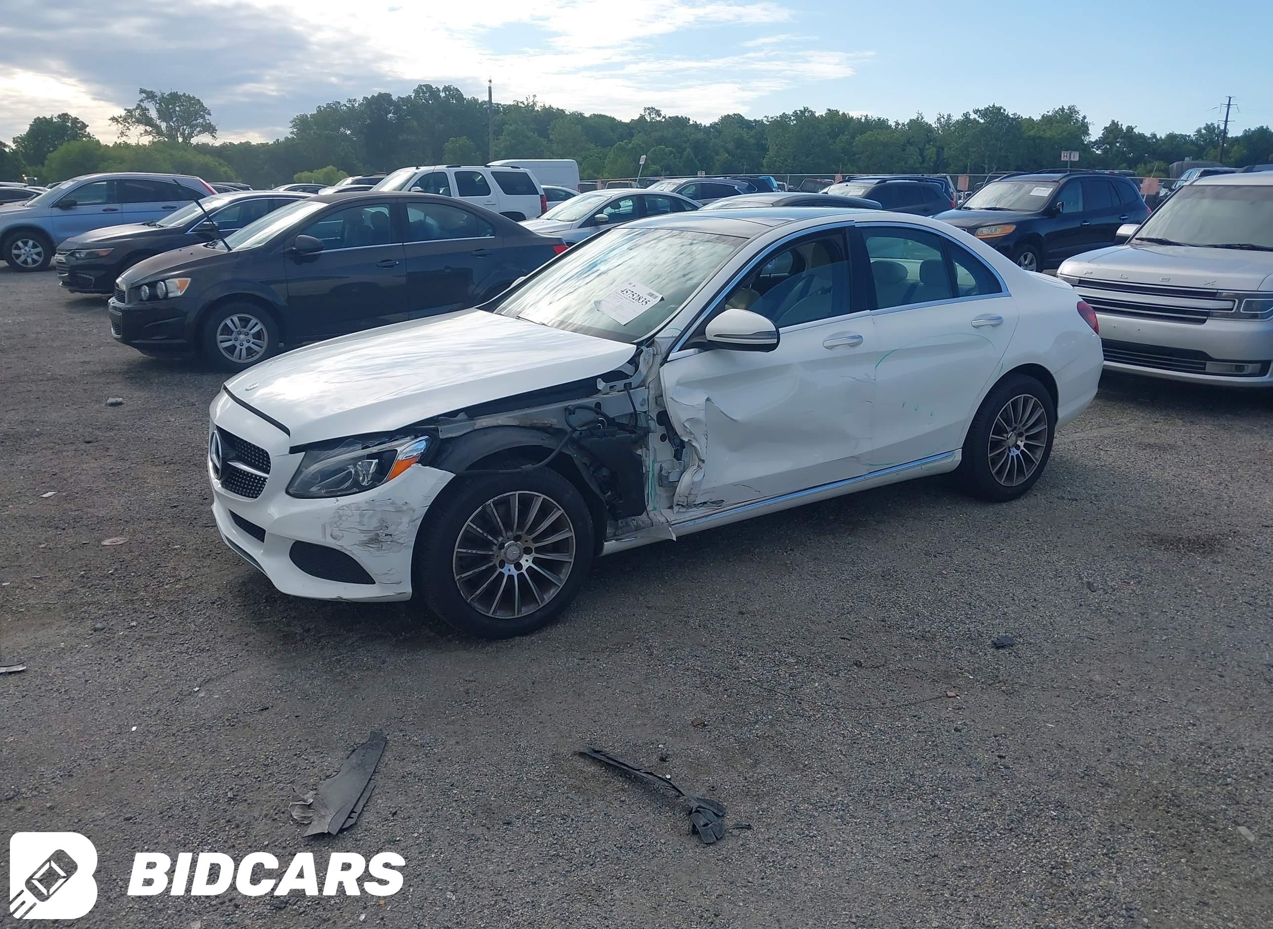 2016 Mercedes-Benz C 300, 4Matic