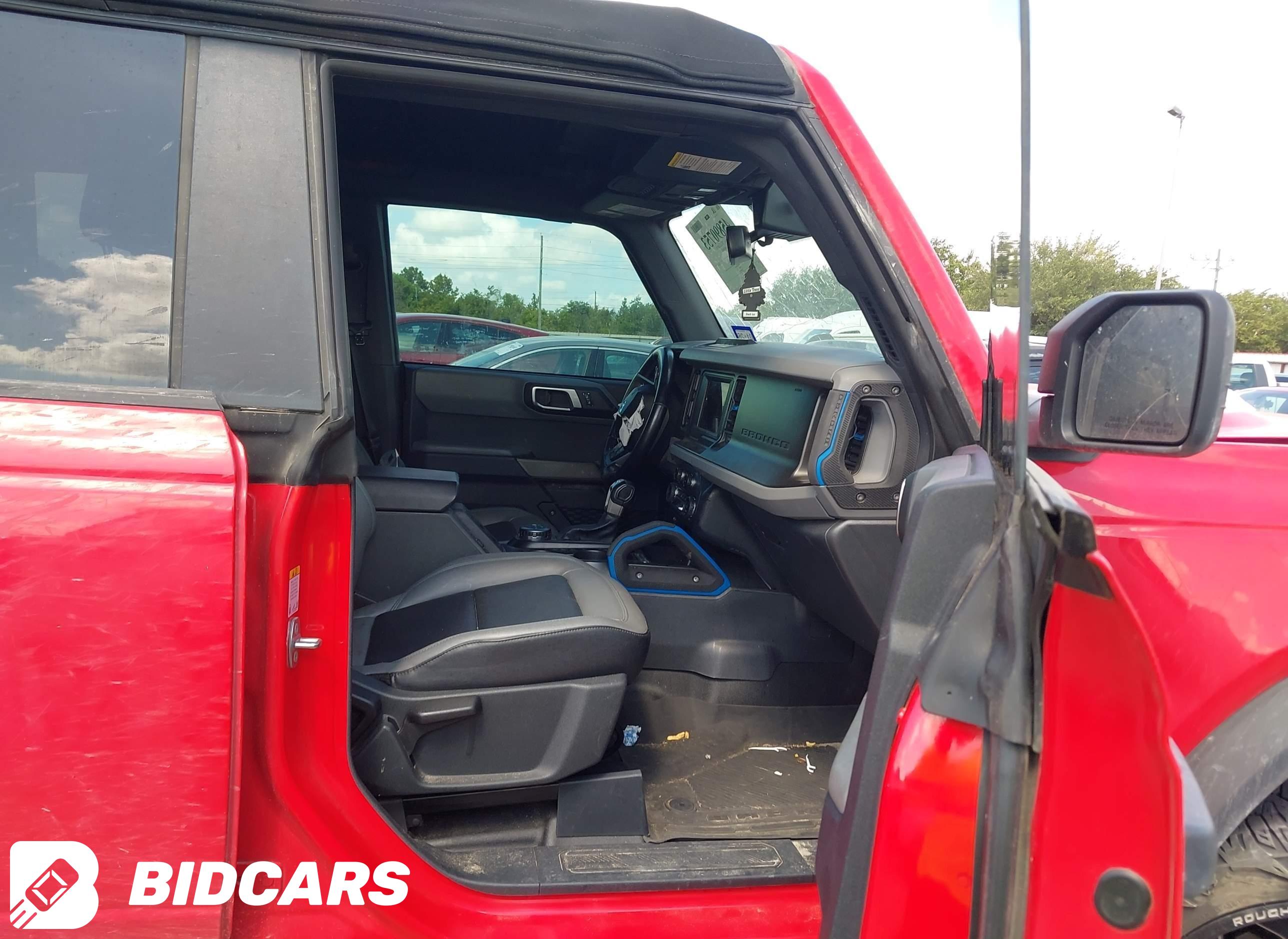 2022 Ford Bronco, Black Diamond