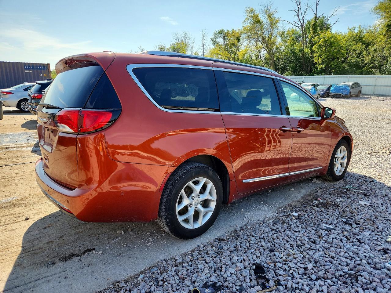 2018 Chrysler Pacifica, Touri...