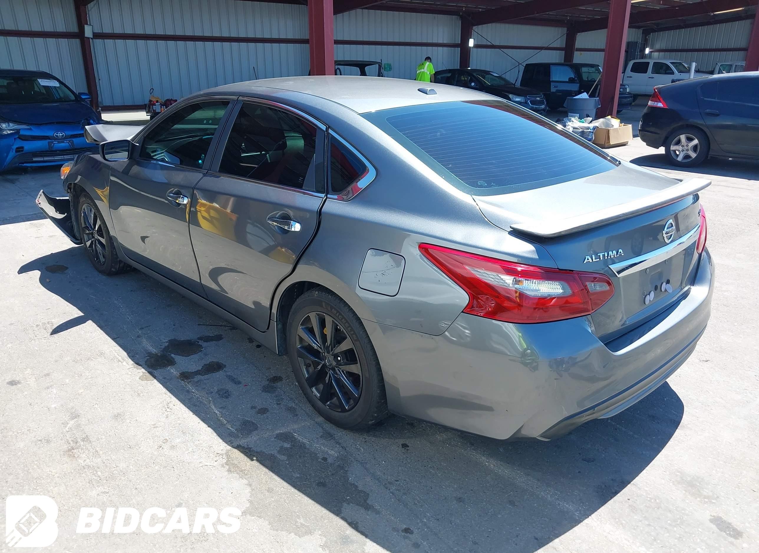 2018 Nissan Altima, 2.5 SV