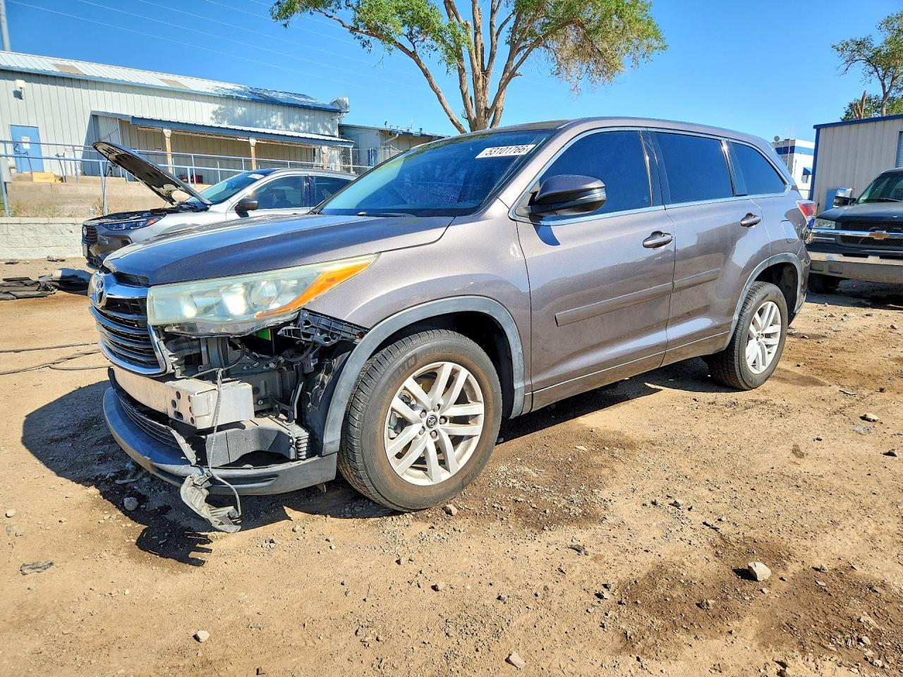 2016 Toyota Highlander, LE