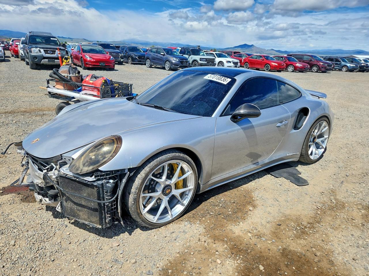 2017 Porsche 911, Turbo