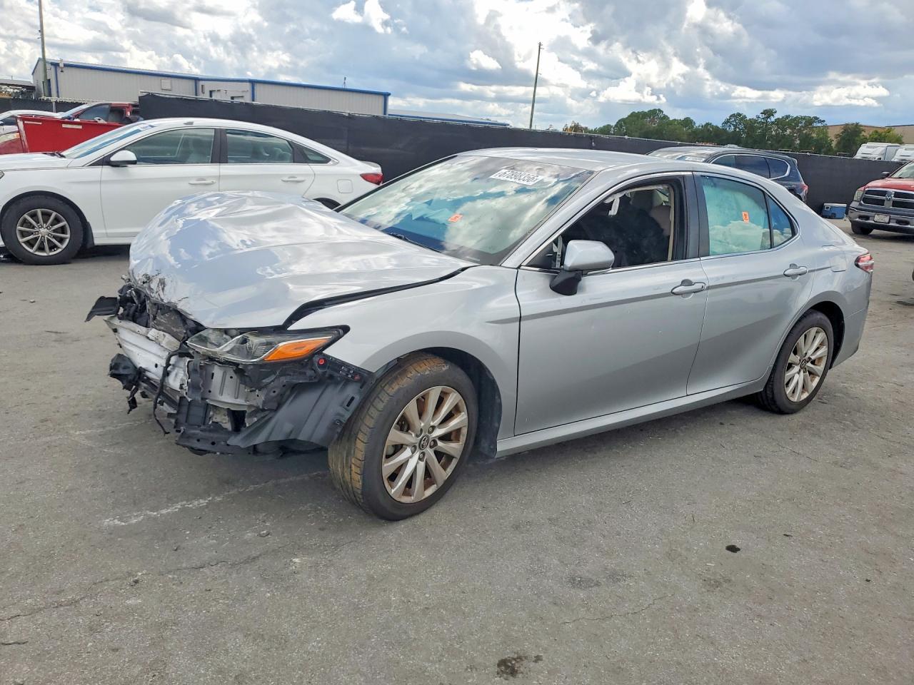 2018 Toyota Camry, LE