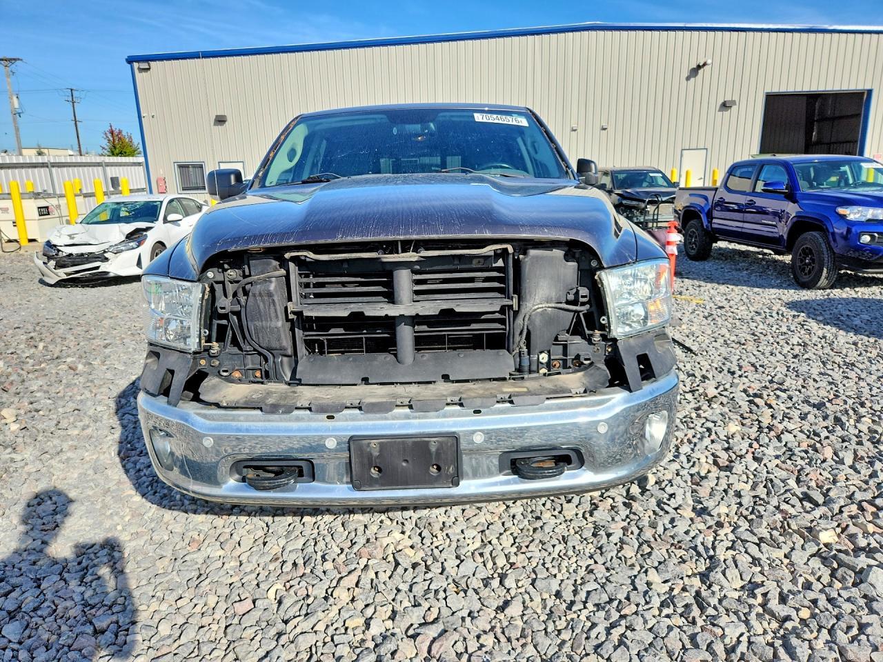 2015 RAM 1500, Slt