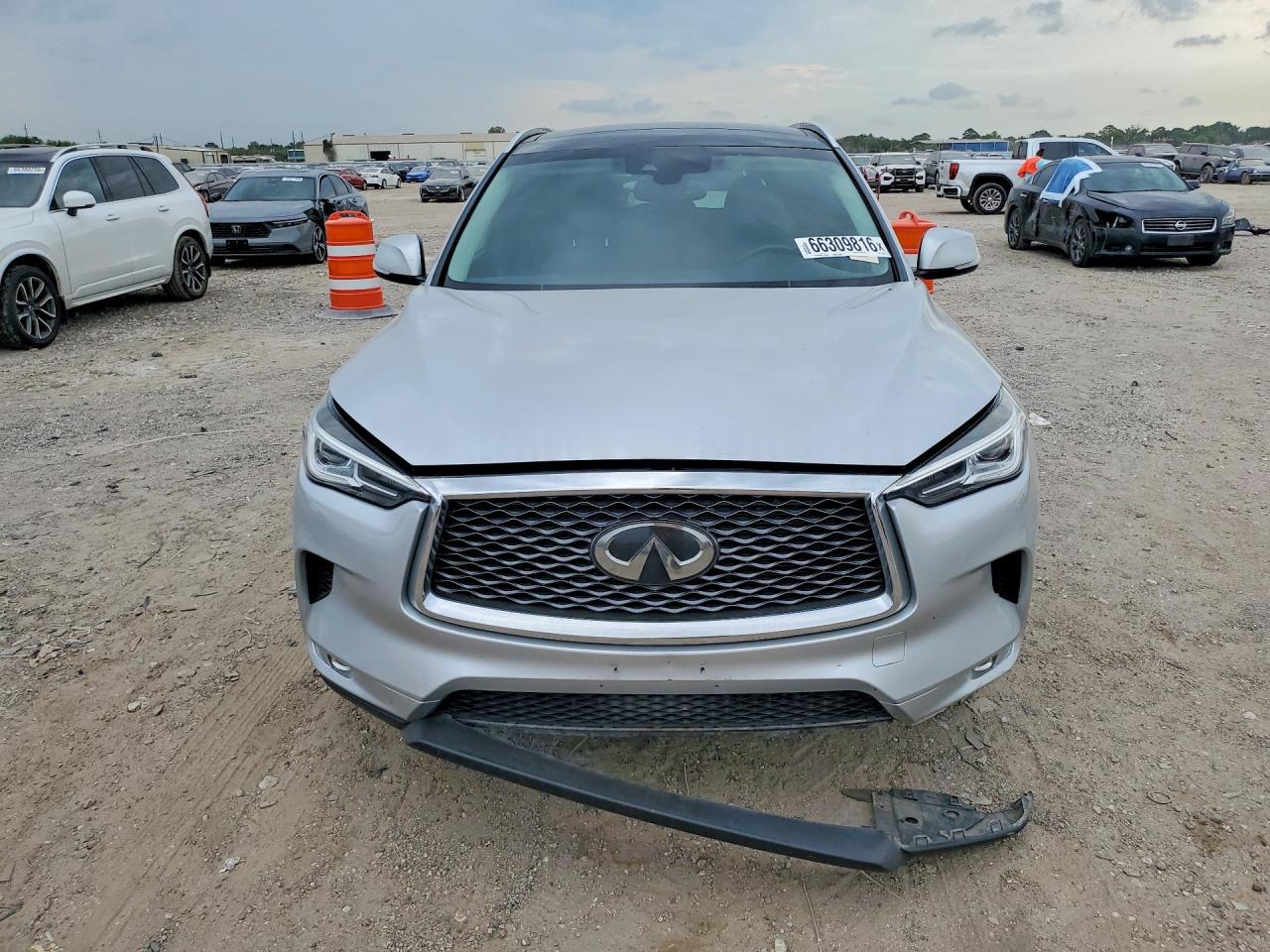 2021 Infiniti QX50, Luxe