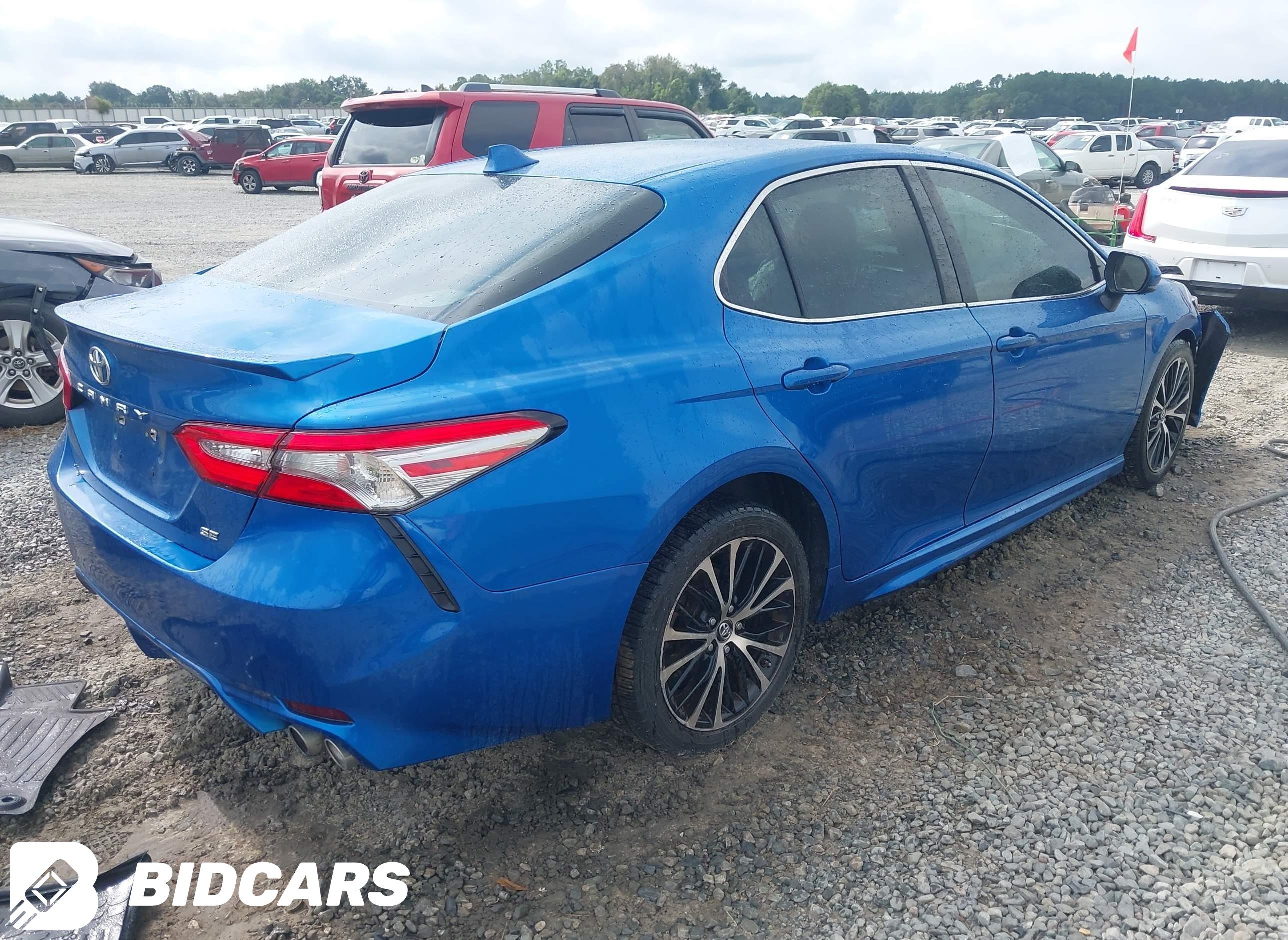 2018 Toyota Camry, SE