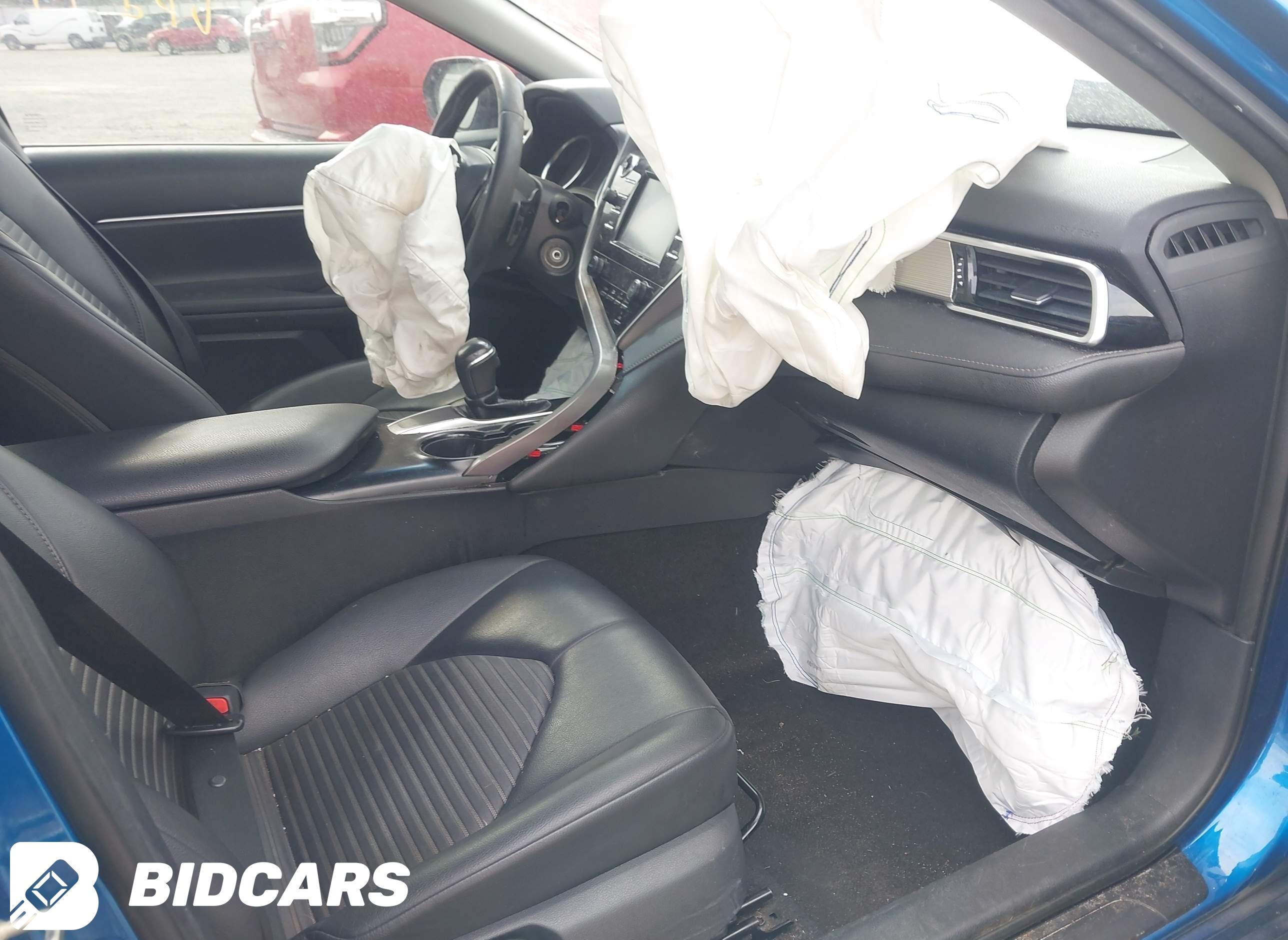 2018 Toyota Camry, SE