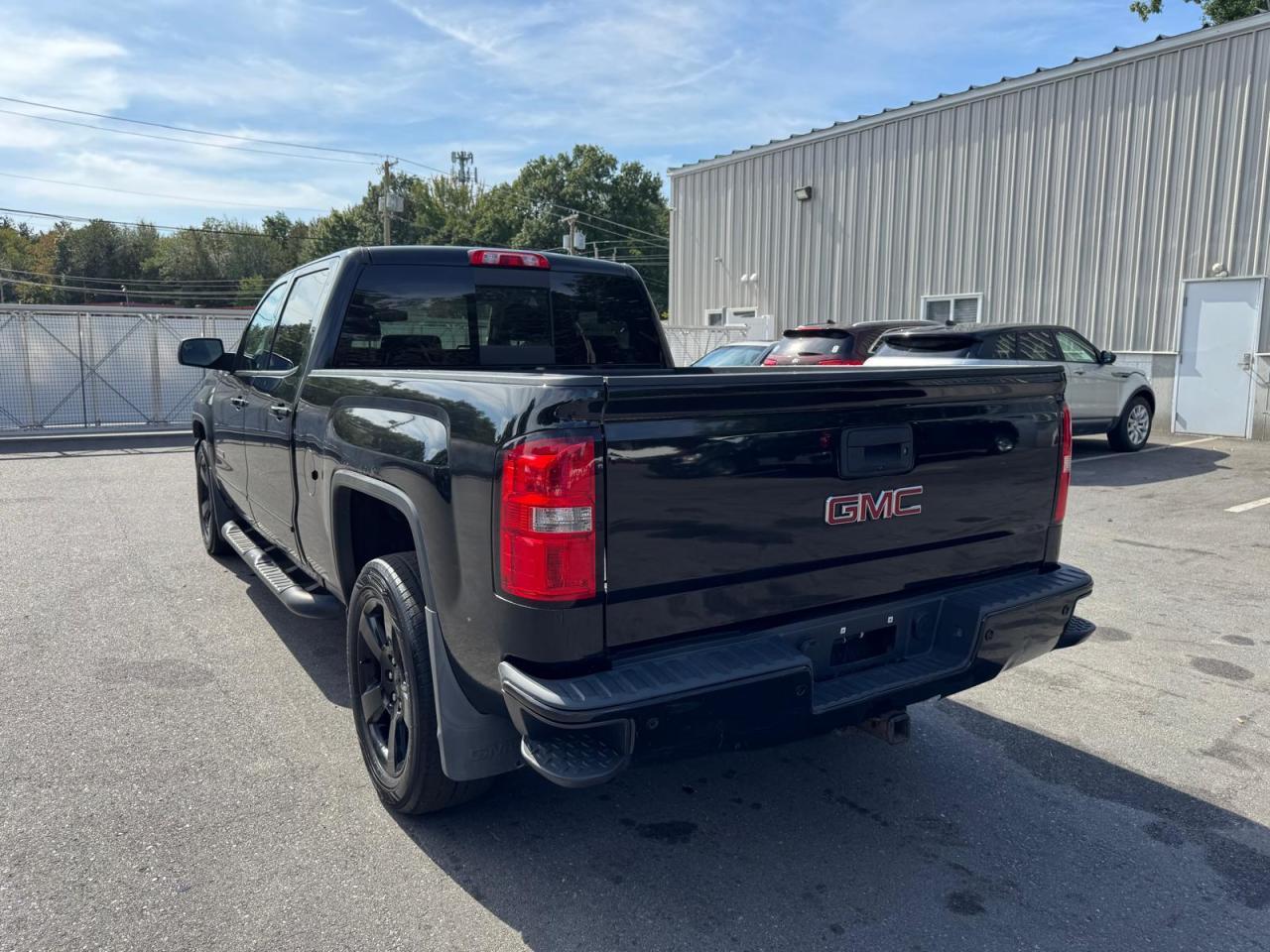 2017 GMC Sierra, K1500 Sle