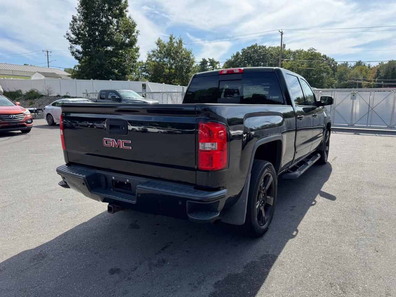 2017 GMC Sierra, K1500 Sle