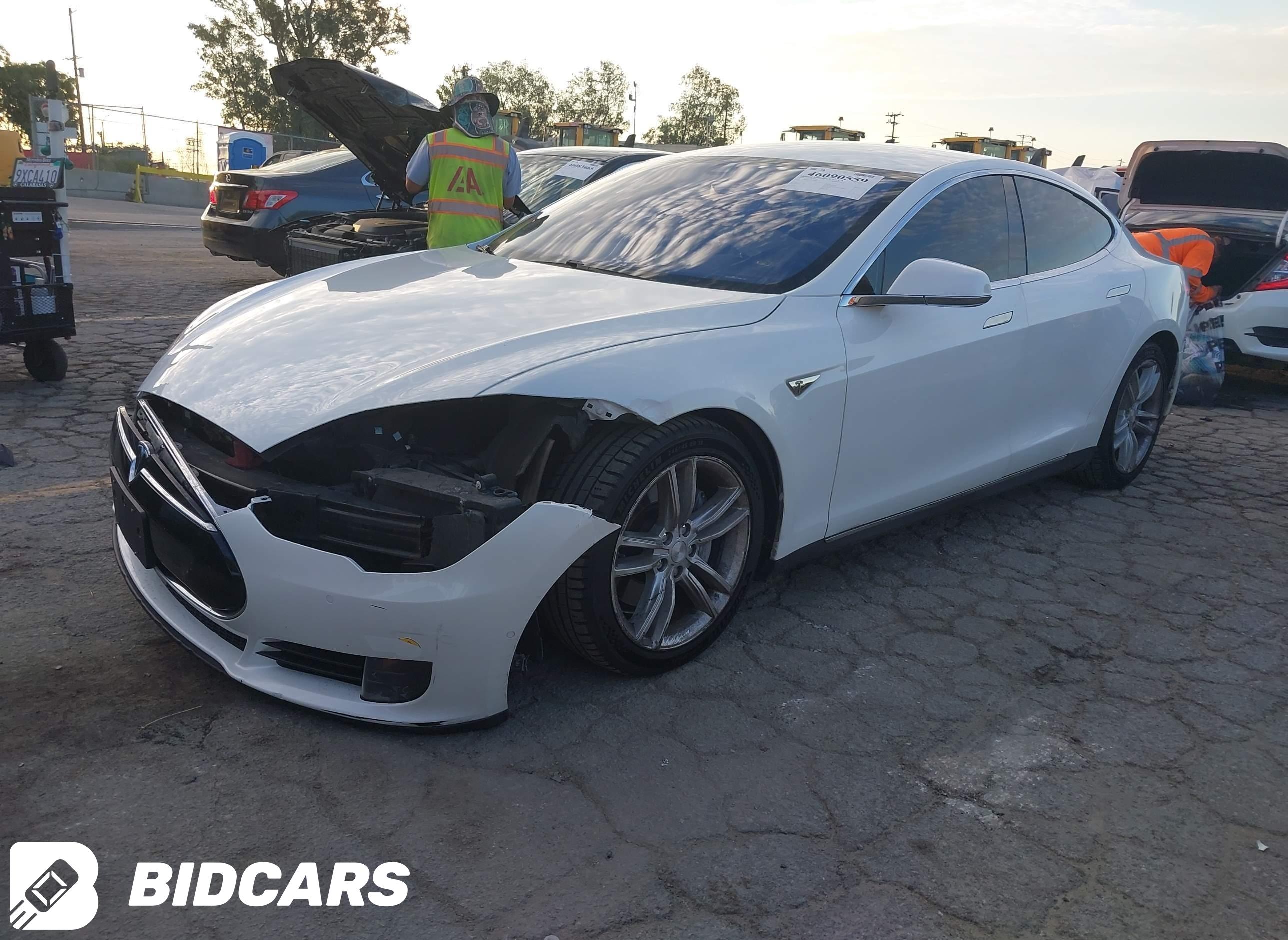 2015 Tesla Model S, 70D/85D/P85D