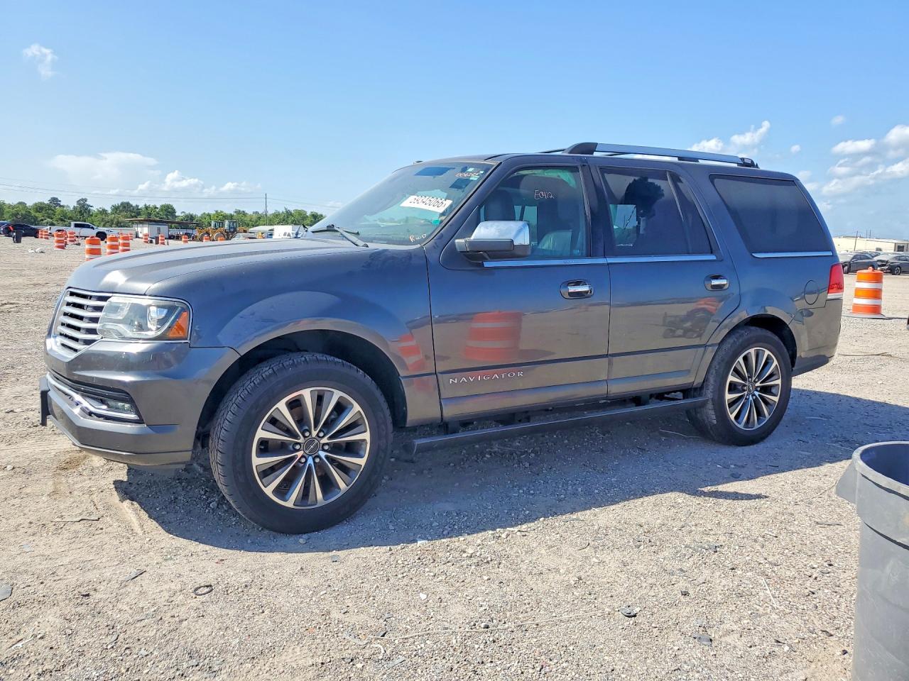 2017 Lincoln Navigator, Select