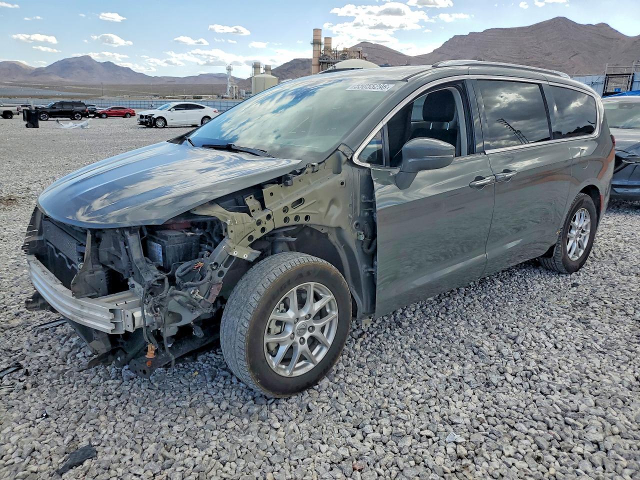 2021 Chrysler Pacifica, Touri...