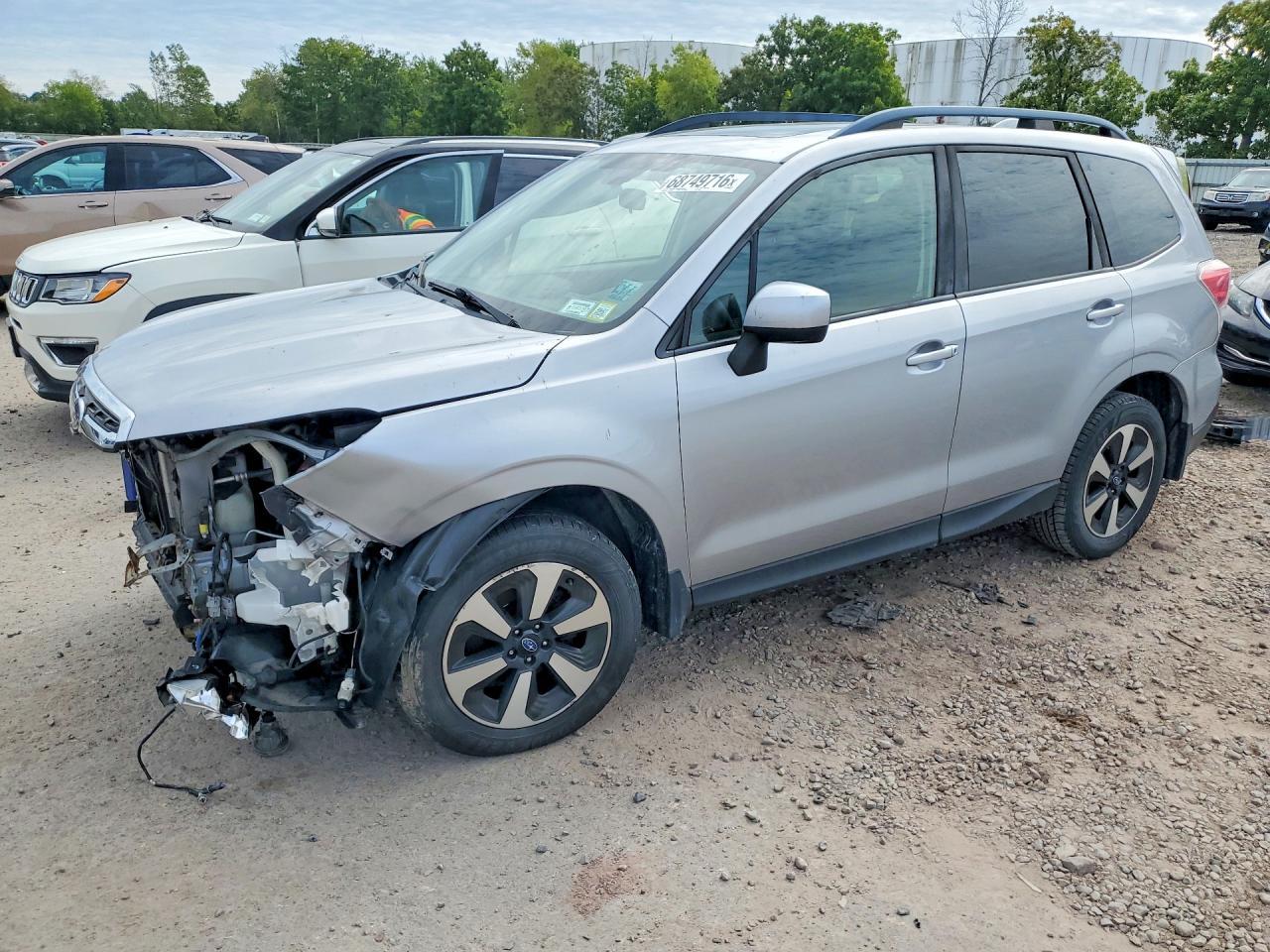 2017 Subaru Forester, 2.5I Pr...