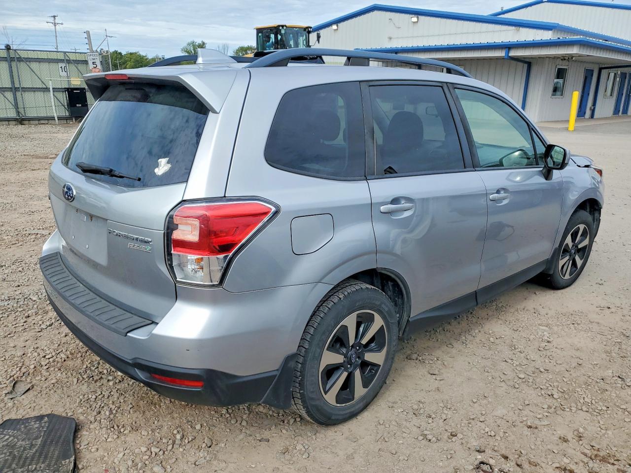 2017 Subaru Forester, 2.5I Pr...