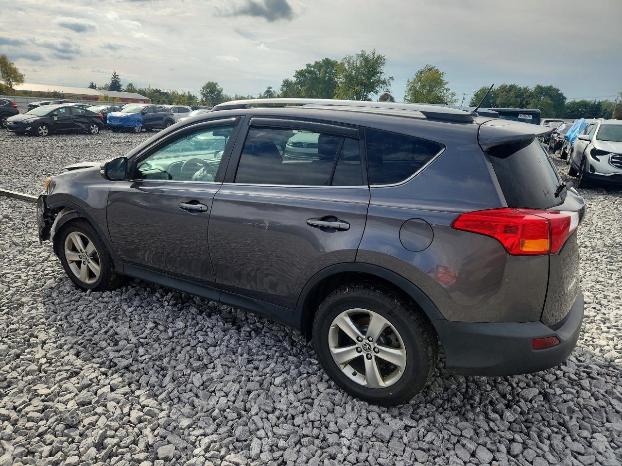 2015 Toyota RAV4, Xle