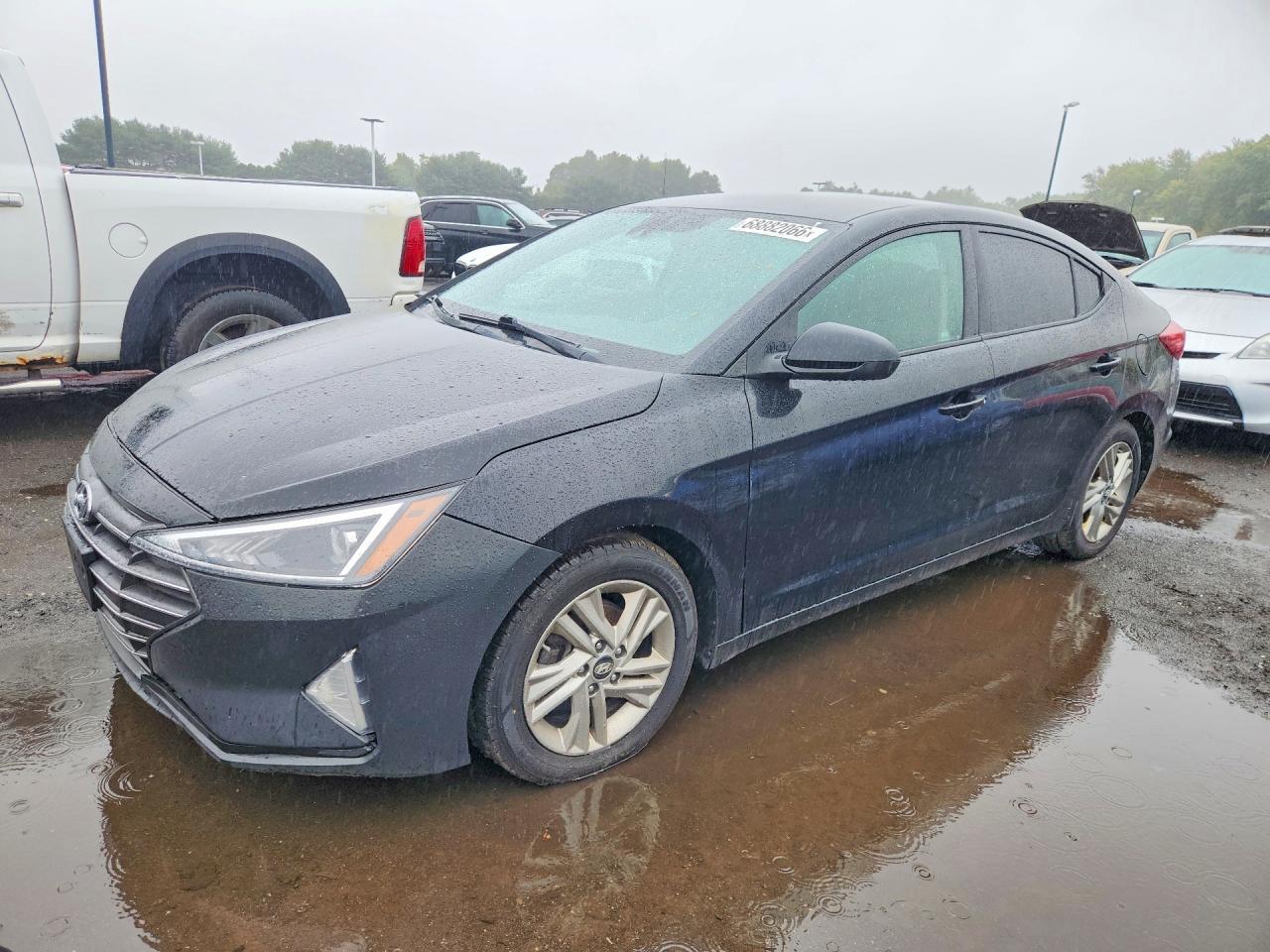 2019 Hyundai Elantra, Sel
