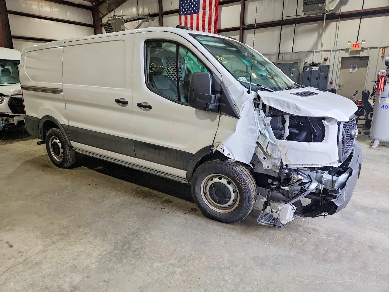 2026 Ford Transit, T-150