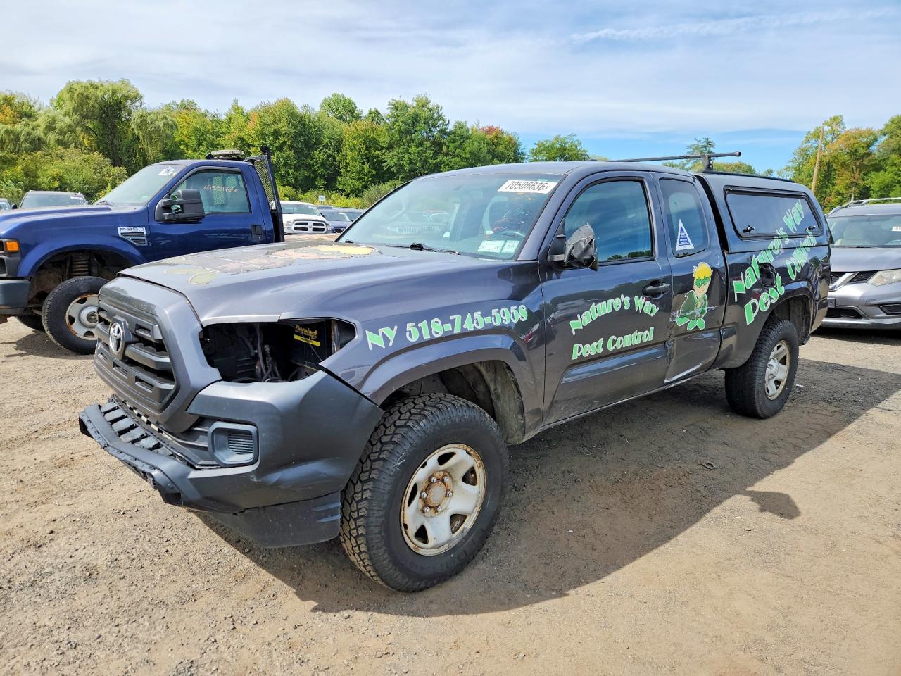 2017 Toyota Tacoma, SR