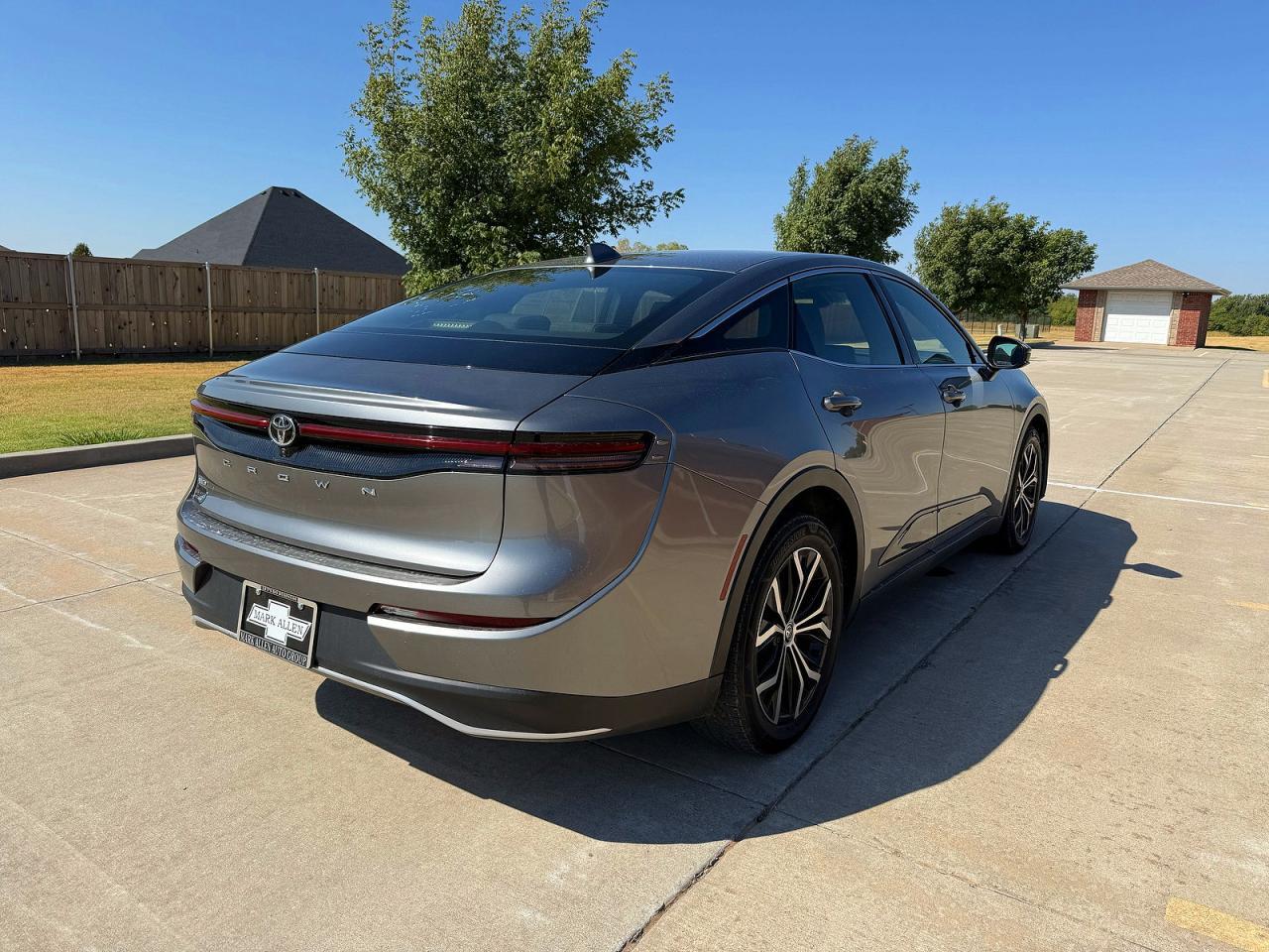 2023 Toyota Crown, Xle
