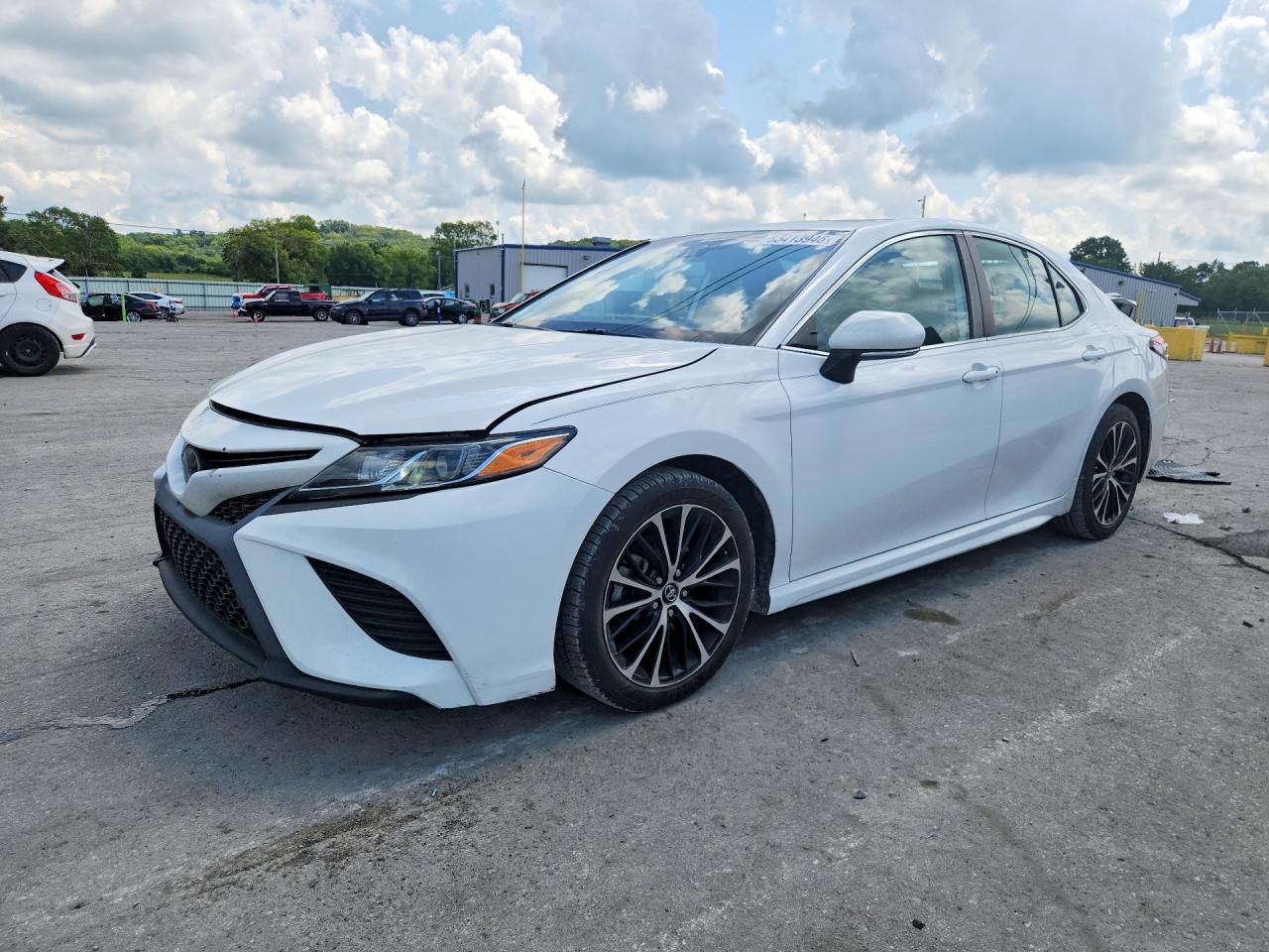 2019 Toyota Camry, SE