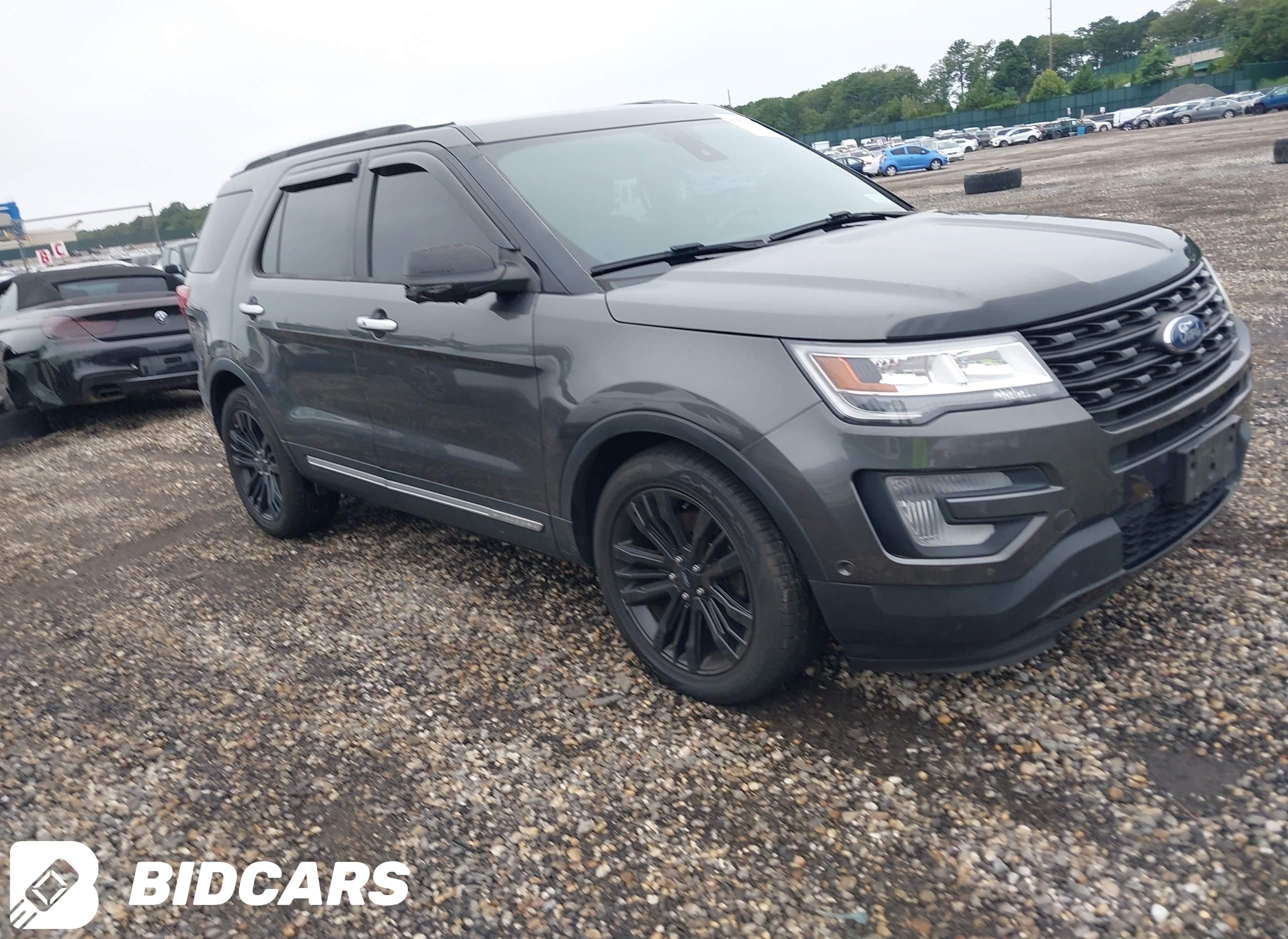 2017 Ford Explorer, Platinum