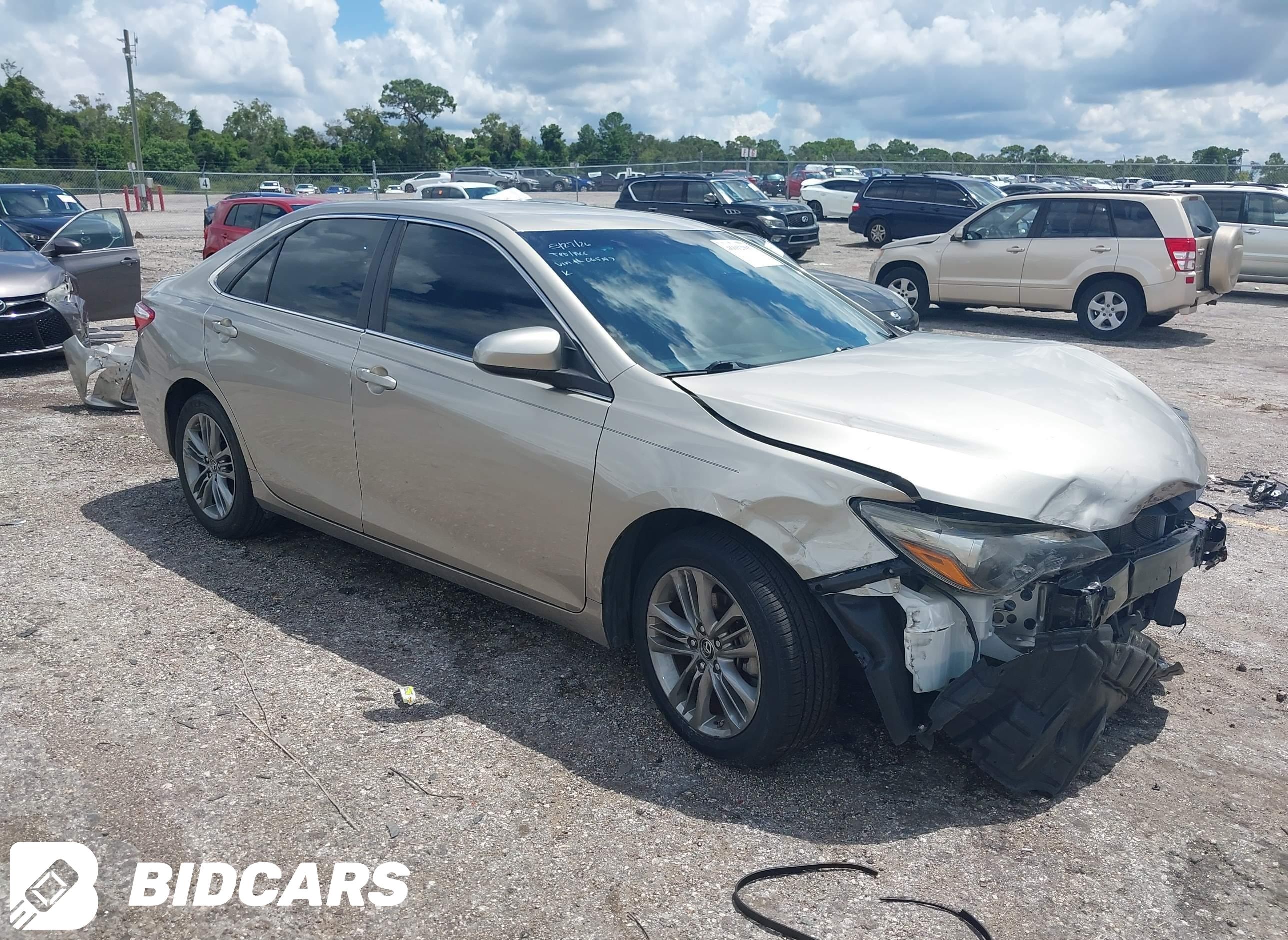 2015 Toyota Camry, SE