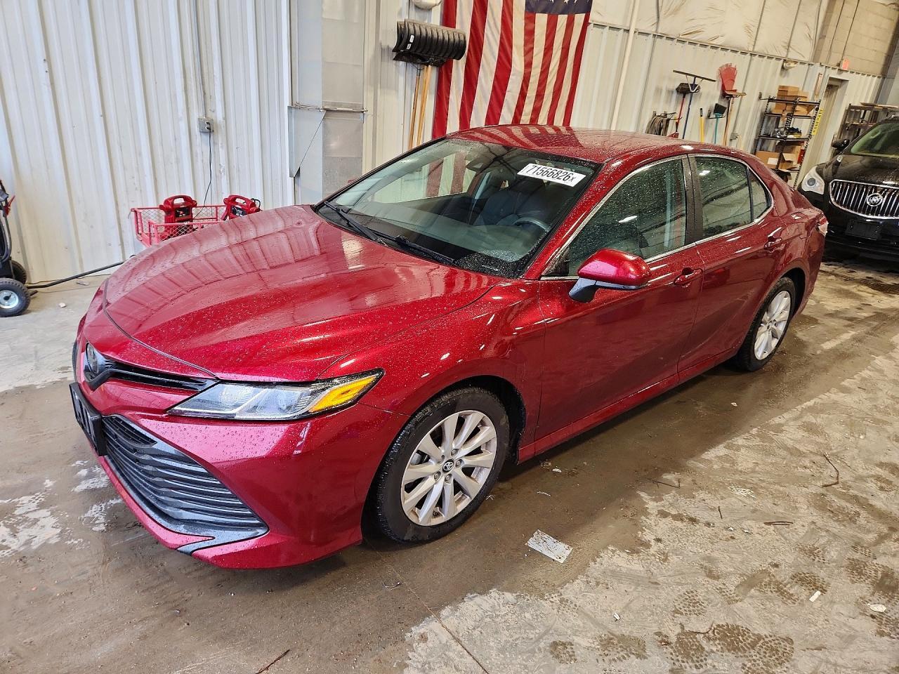 2019 Toyota Camry, LE