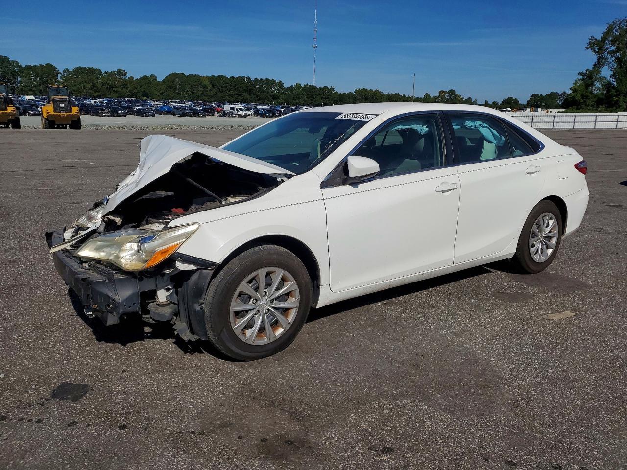2015 Toyota Camry, LE