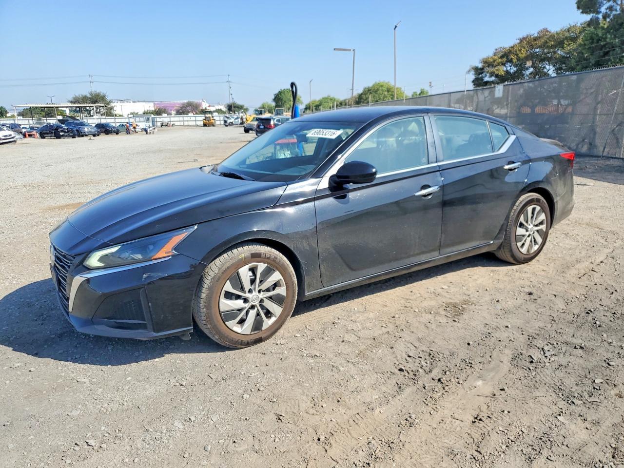 2023 Nissan Altima, S