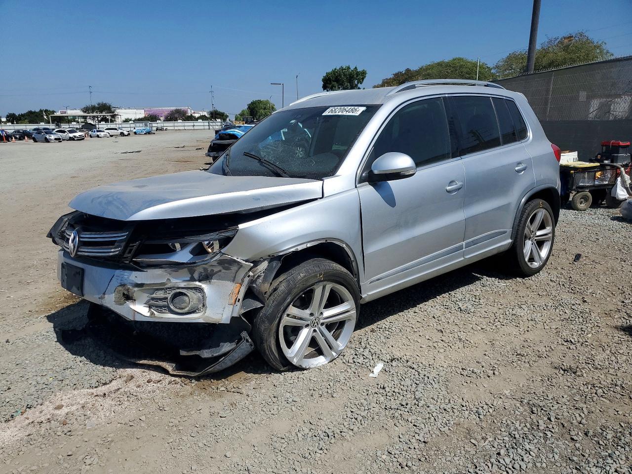 2016 Volkswagen Tiguan, S