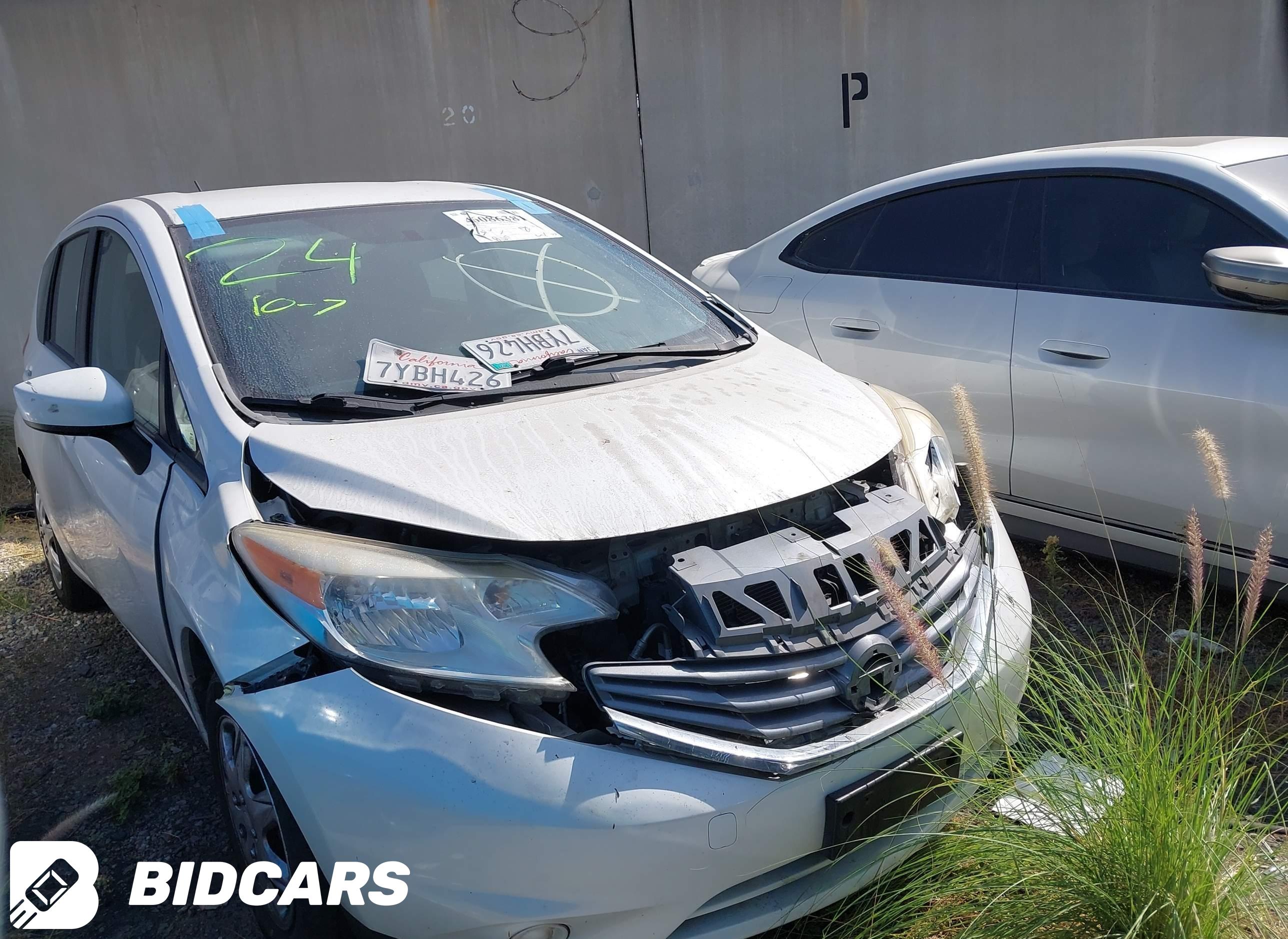2015 Nissan Versa, Note SV