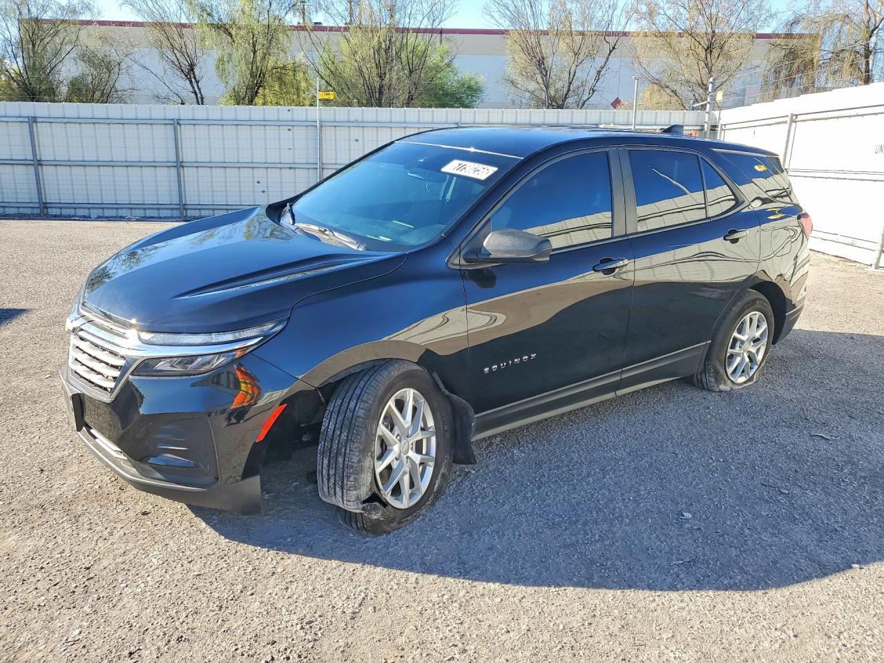 2022 Chevrolet Equinox, LS