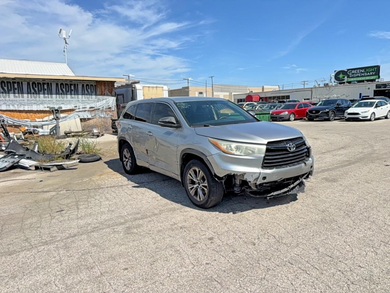2016 Toyota Highlander, Le Plus