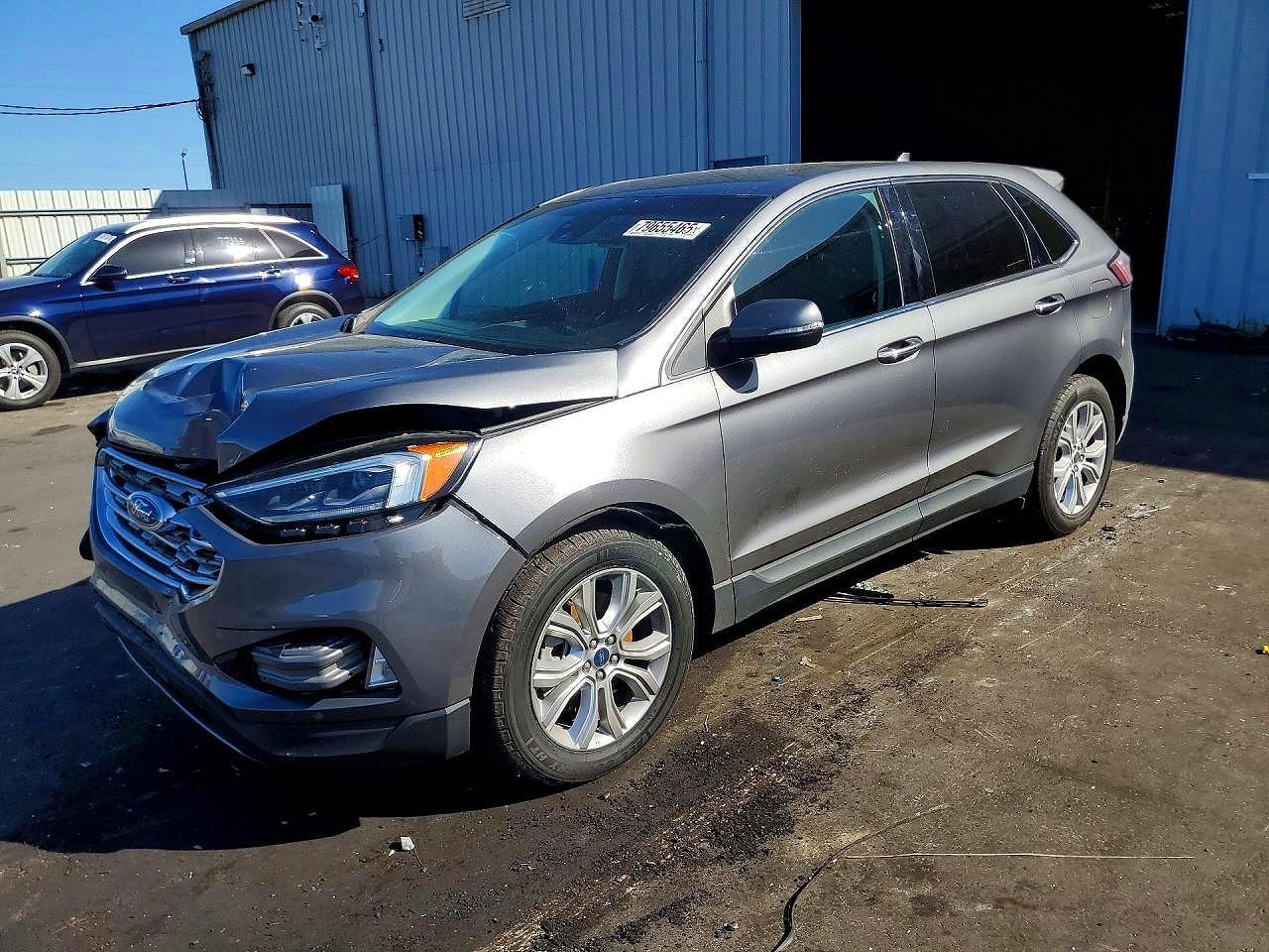 2022 Ford Edge, Titanium